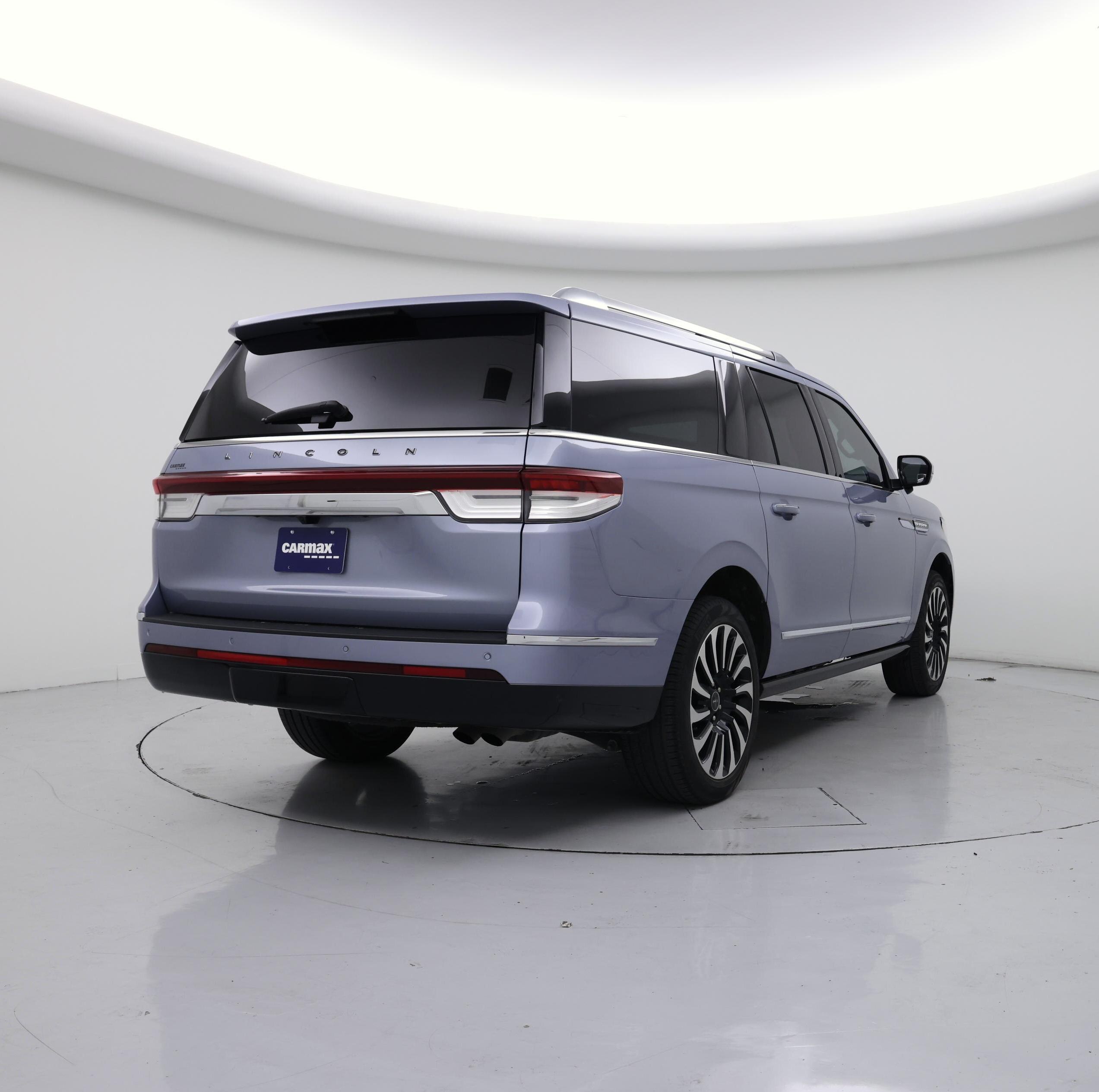 Thumbnail: 2022 Lincoln Navigator L - 8