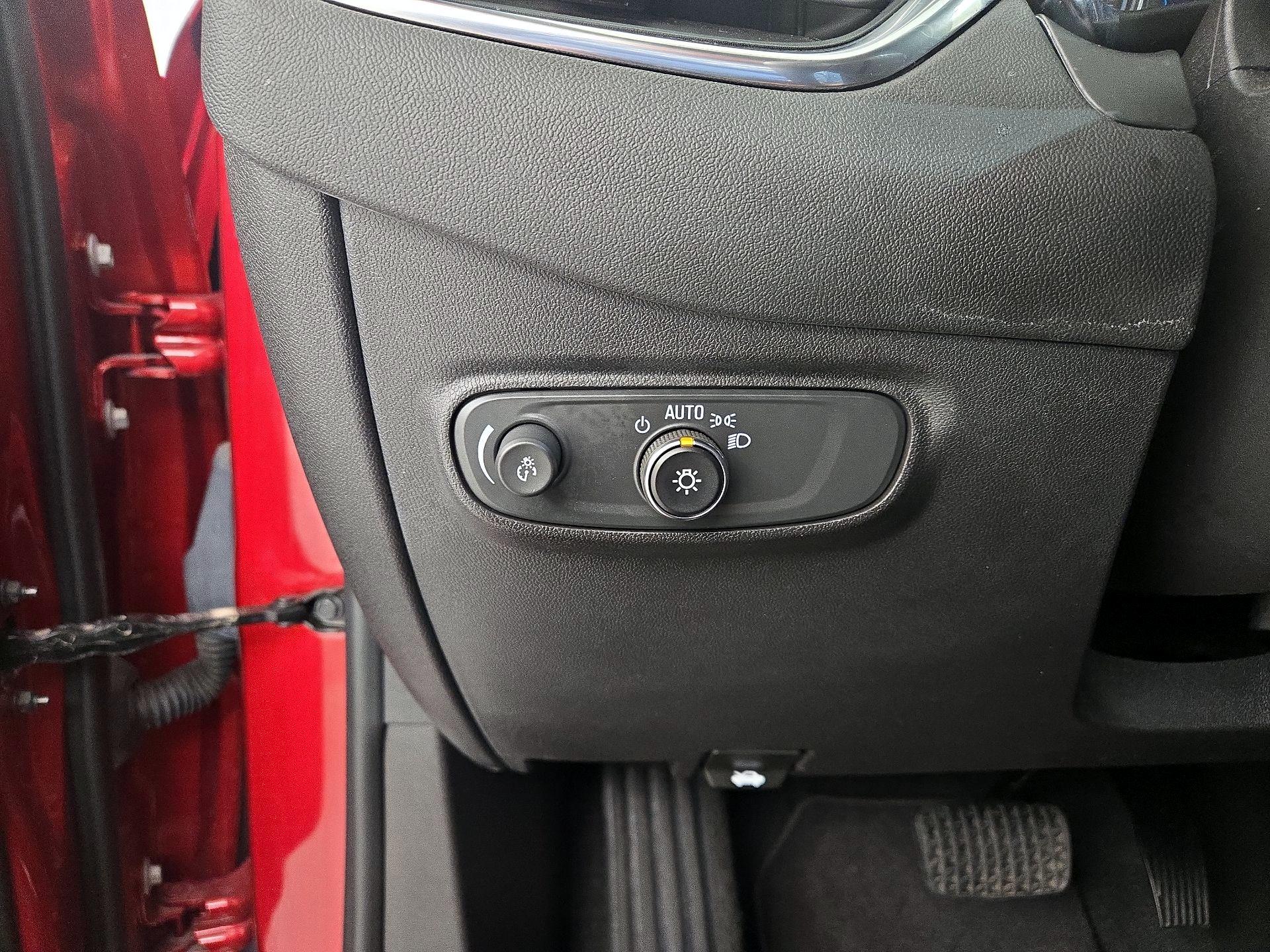 Thumbnail: 2024 Chevrolet Equinox - 13