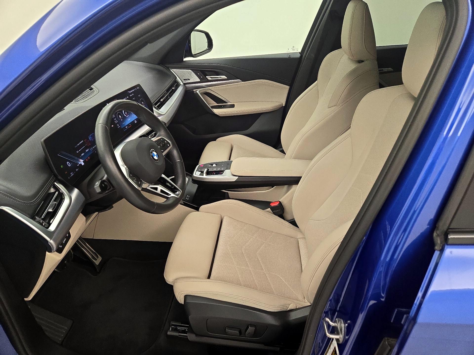 Thumbnail: 2023 BMW X1 - 11