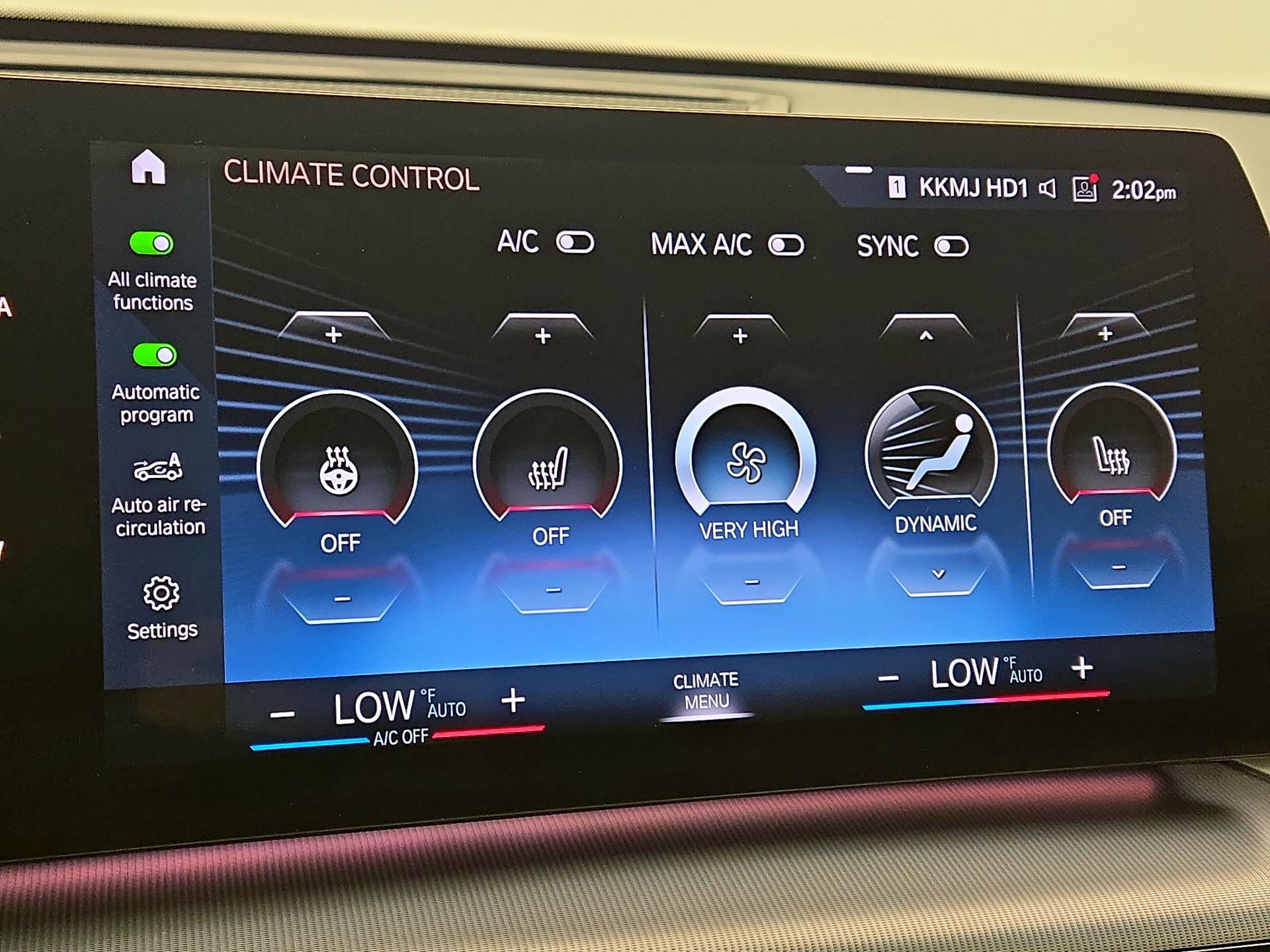 Thumbnail: 2023 BMW X1 - 17