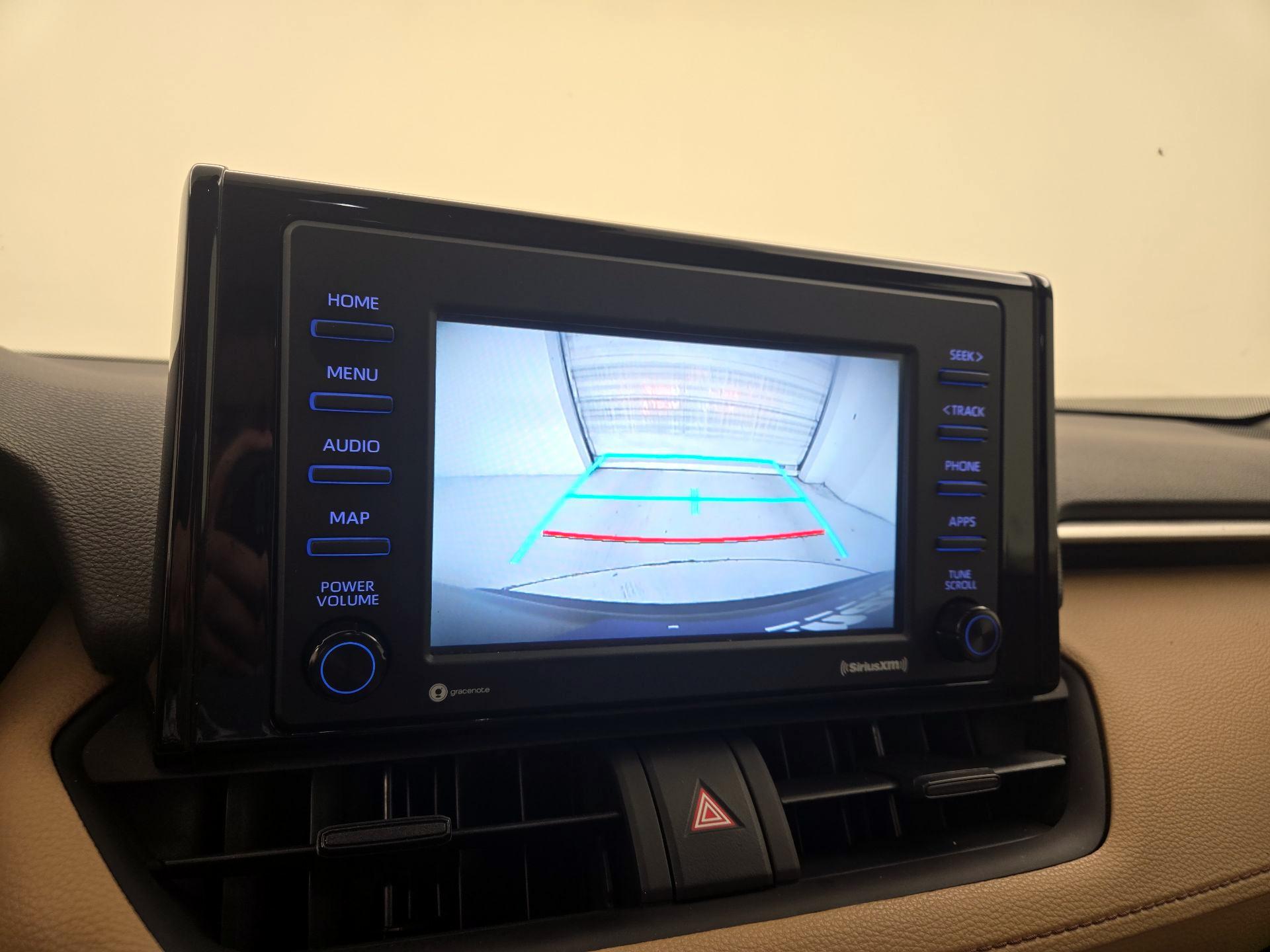 Thumbnail: 2022 Toyota RAV4 - 14