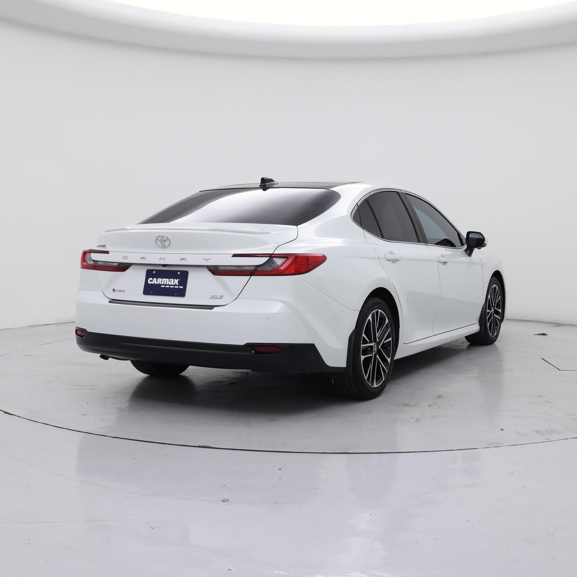 Thumbnail: 2025 Toyota Camry - 8