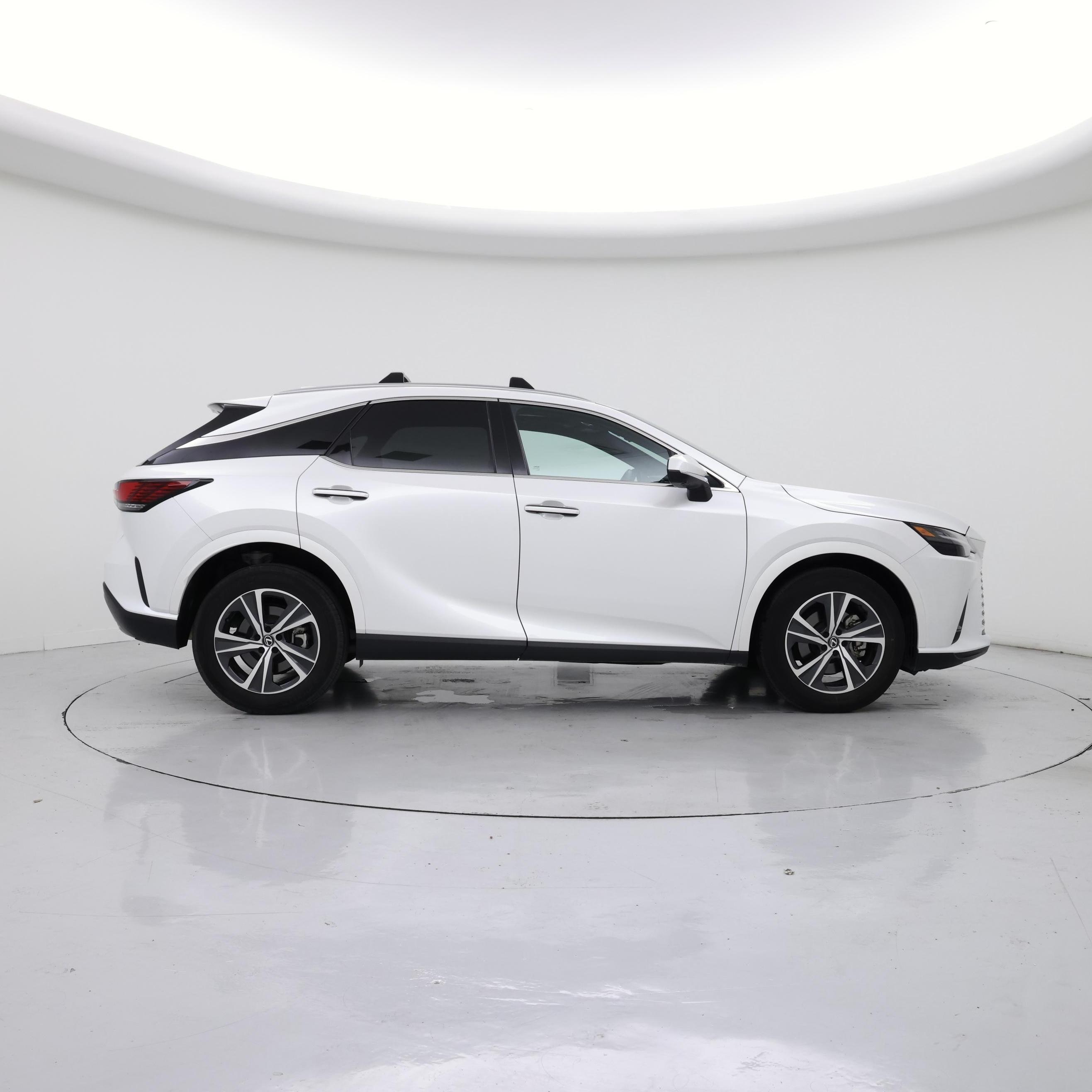 Thumbnail: 2023 Lexus RX - 7