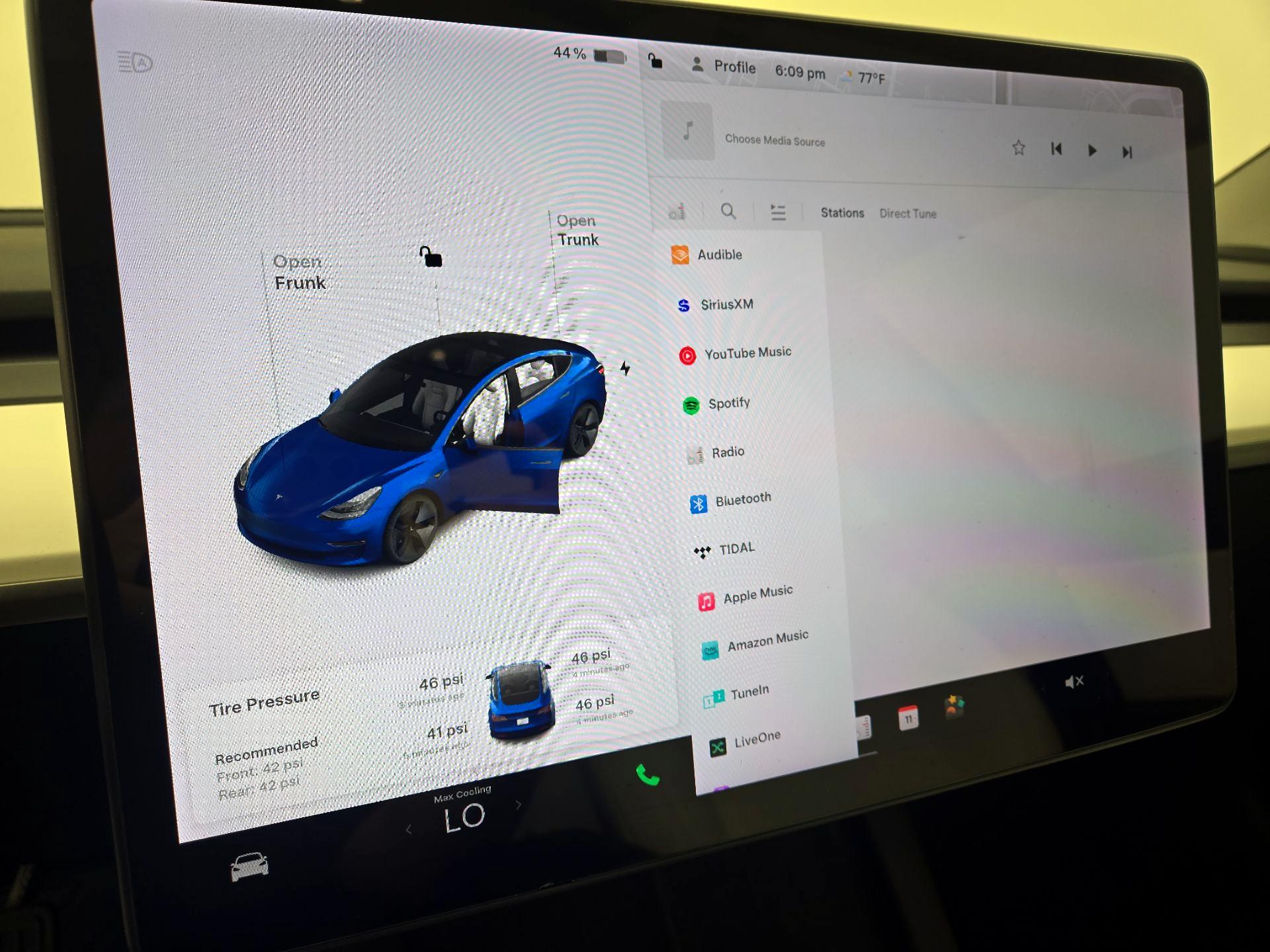 Thumbnail: 2021 Tesla Model 3 - 15