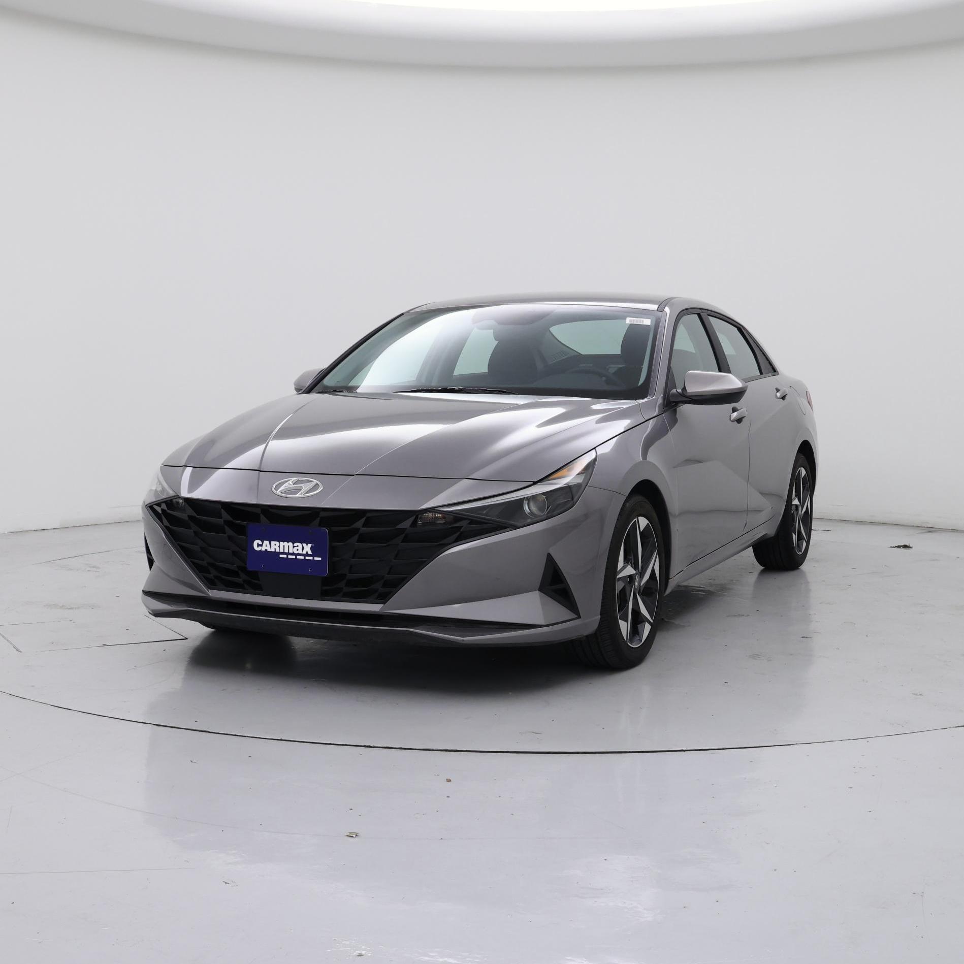 Thumbnail: 2023 Hyundai Elantra - 4