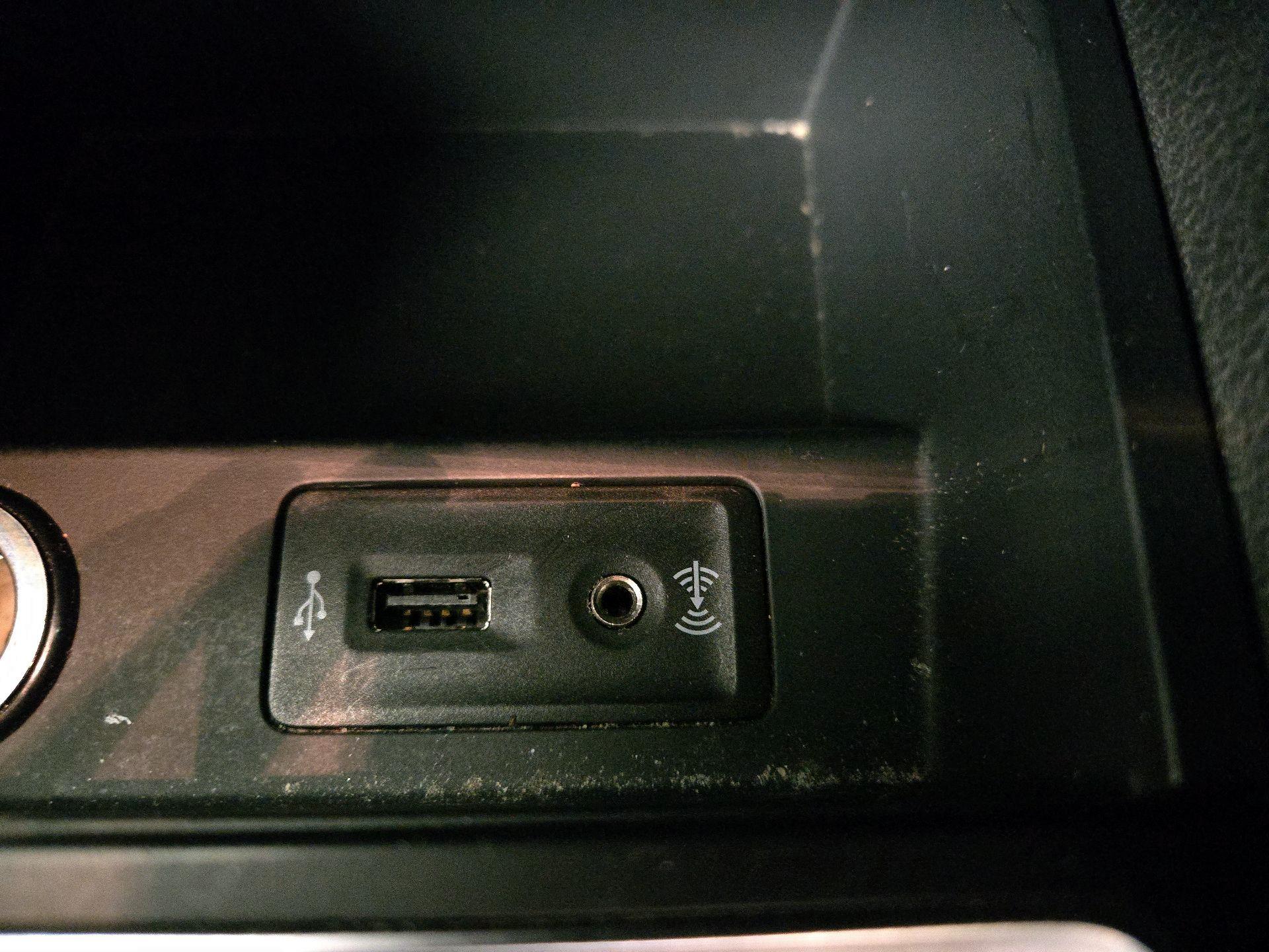 Thumbnail: 2017 Volkswagen Jetta - 18