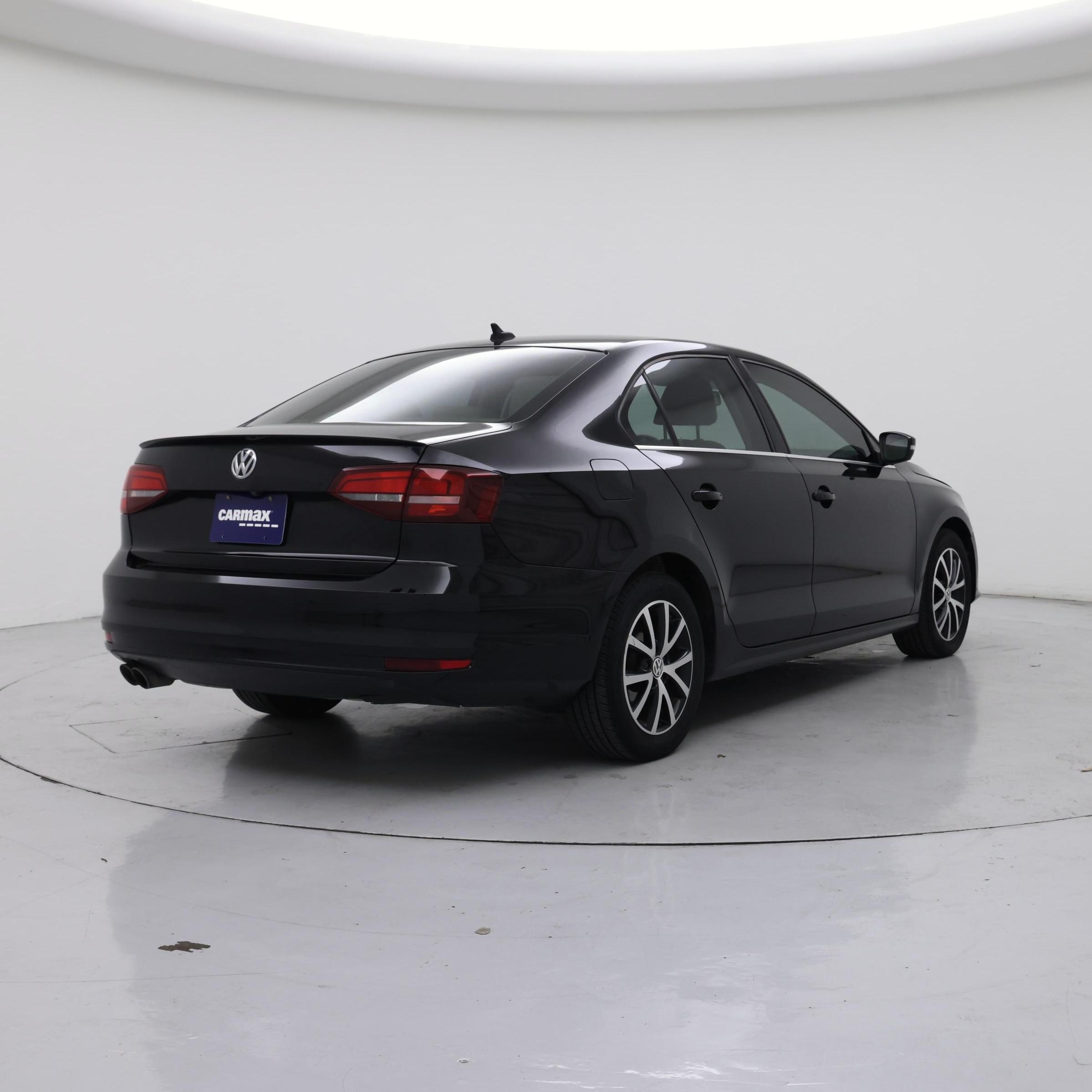 Thumbnail: 2017 Volkswagen Jetta - 8