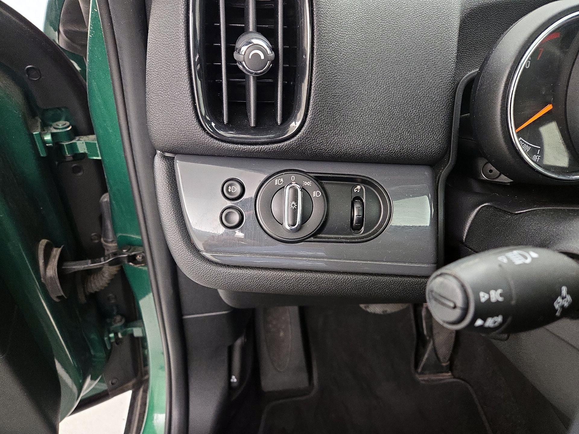 Thumbnail: 2021 MINI Cooper Countryman - 13