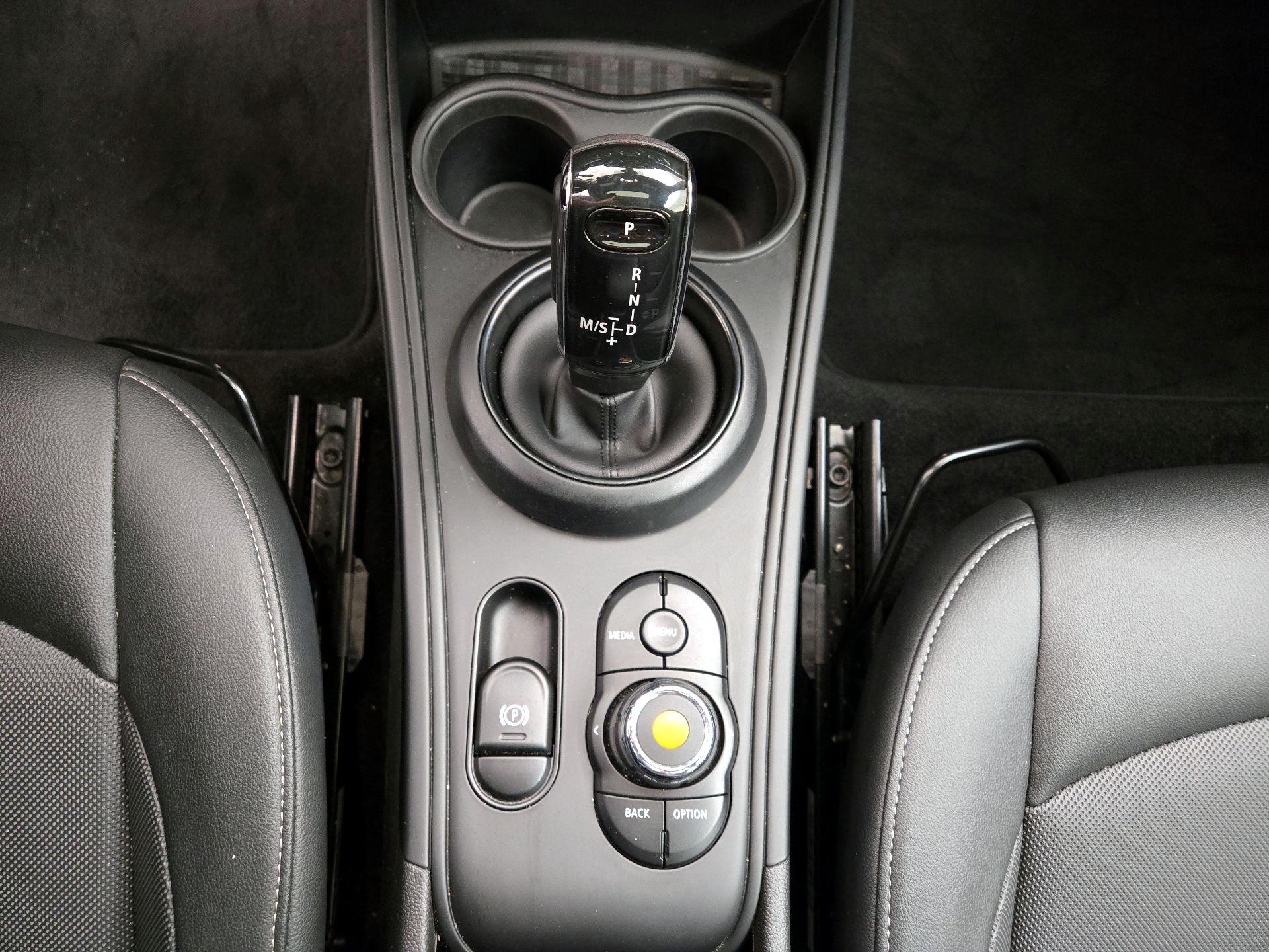 Thumbnail: 2021 MINI Cooper Countryman - 17