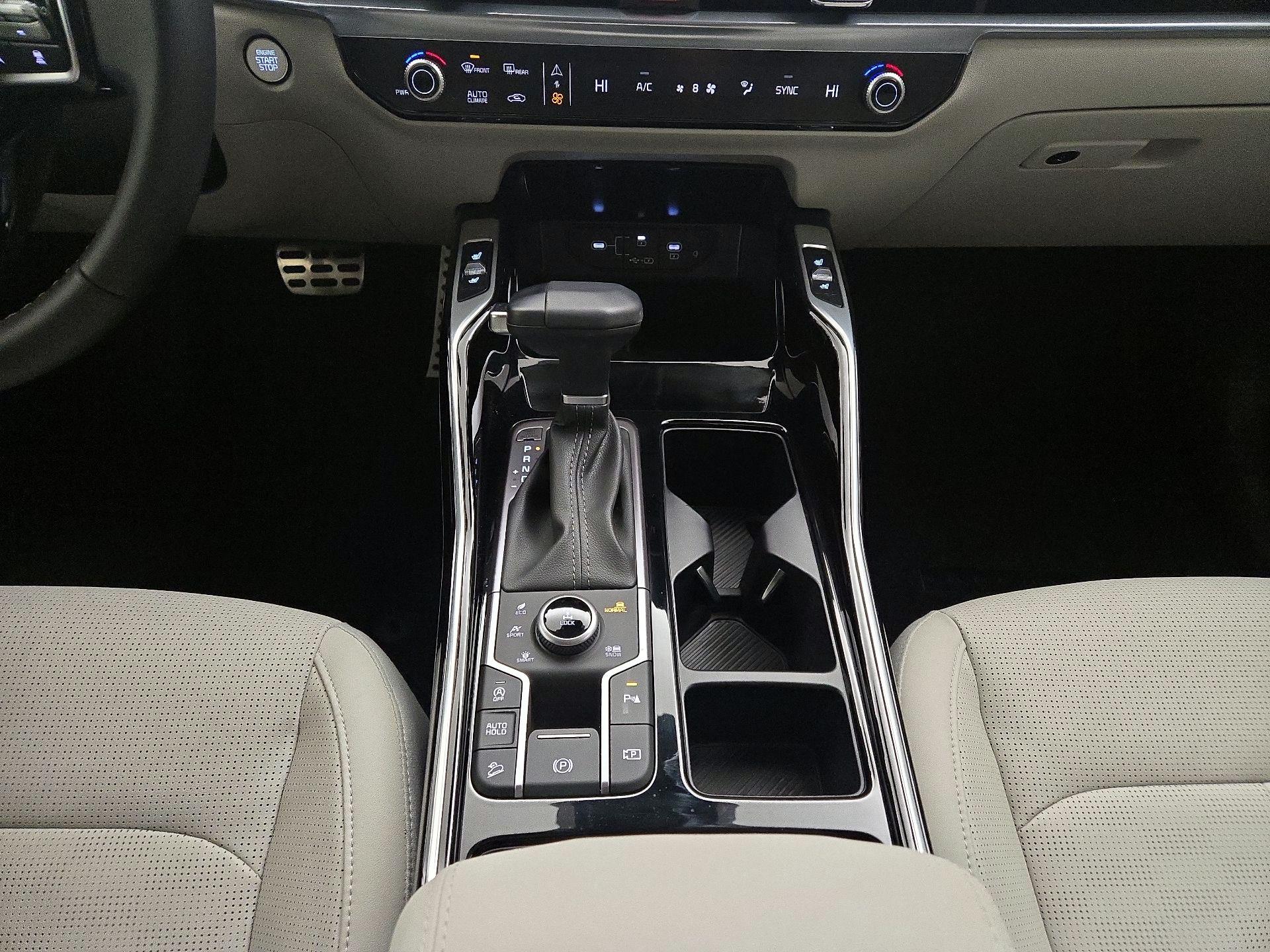 Thumbnail: 2025 Kia Sorento - 18