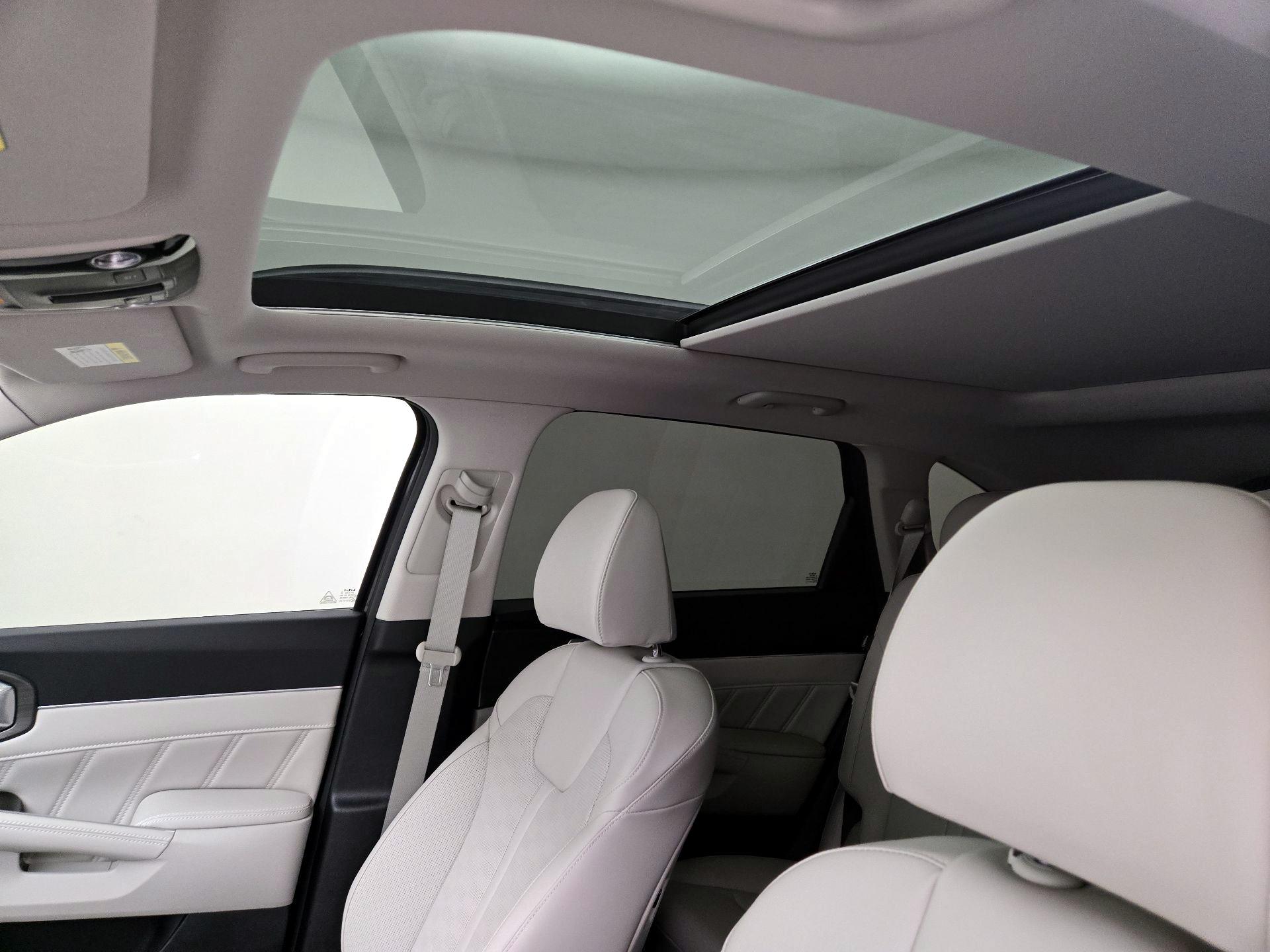 Thumbnail: 2025 Kia Sorento - 20