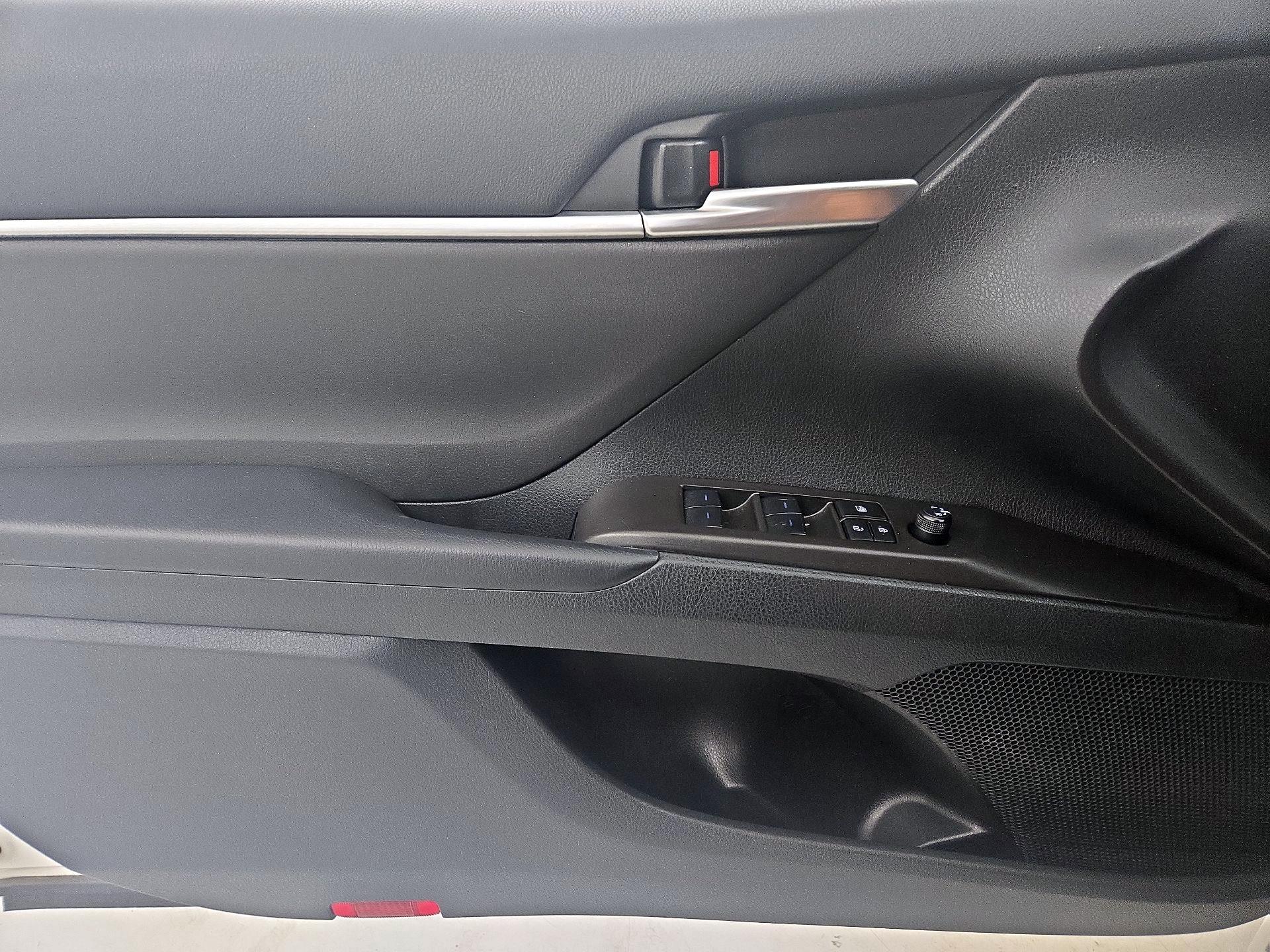 Thumbnail: 2023 Toyota Camry - 12