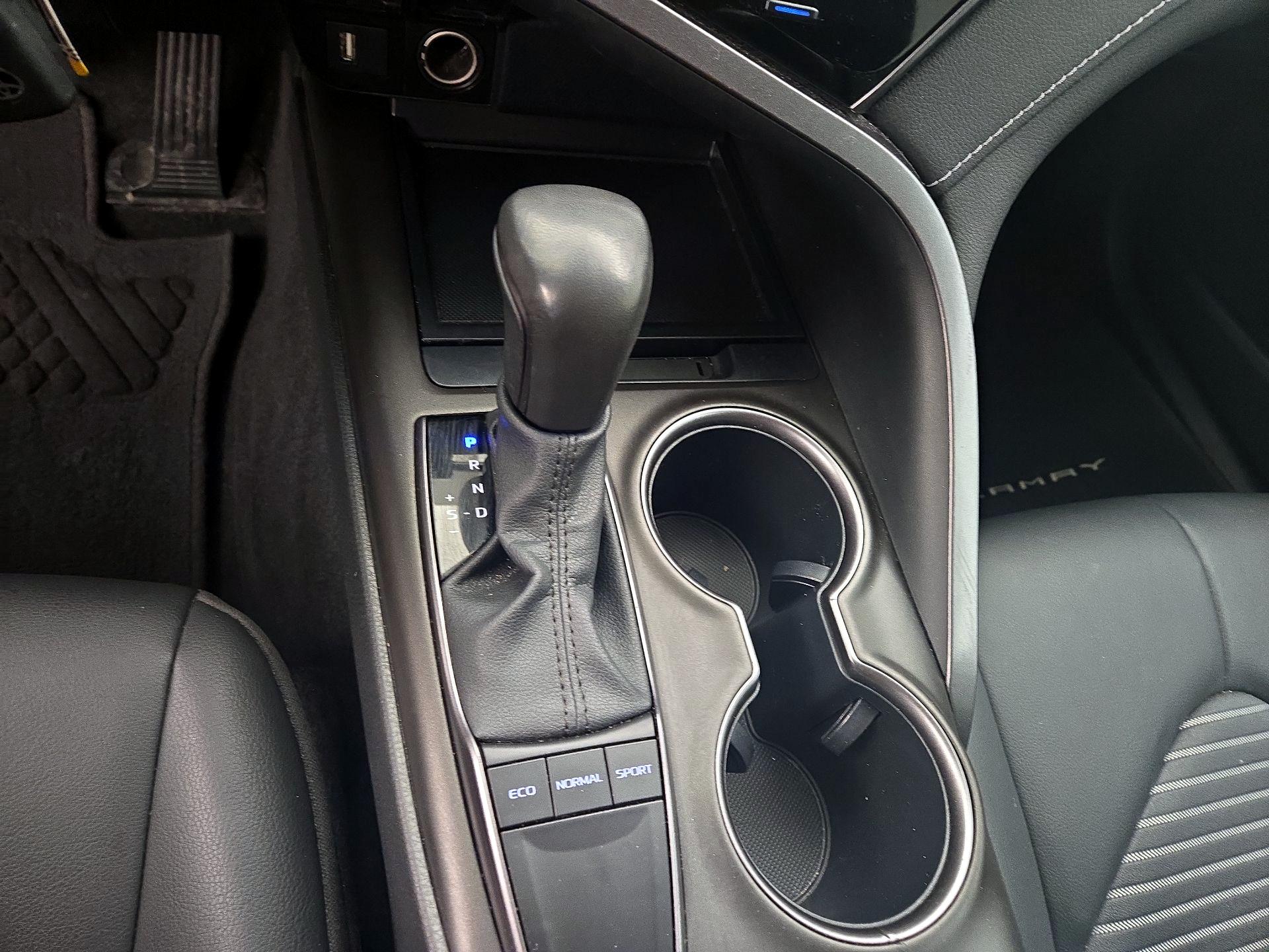 Thumbnail: 2023 Toyota Camry - 17