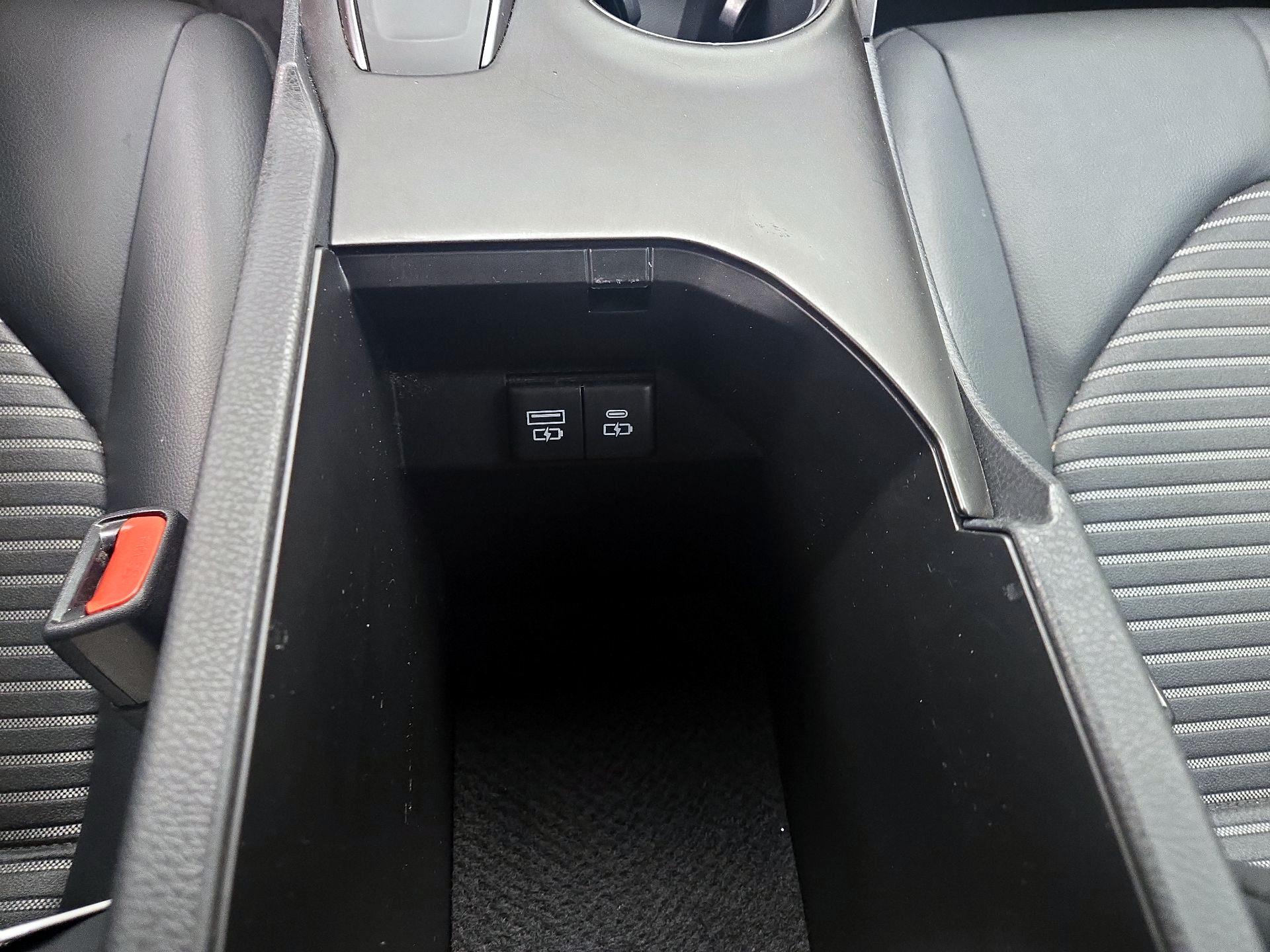 Thumbnail: 2023 Toyota Camry - 18