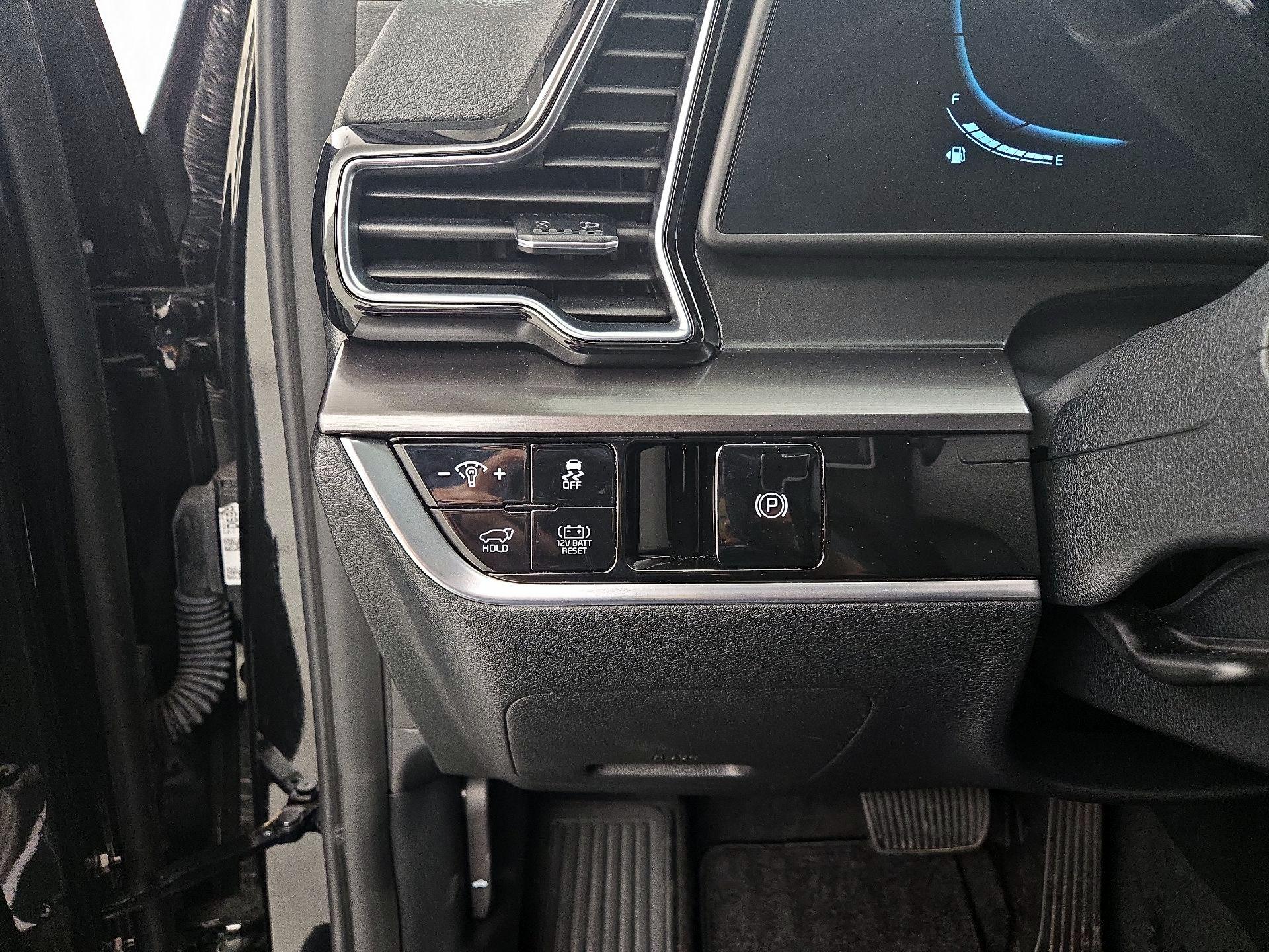 Thumbnail: 2024 Kia Sportage - 13