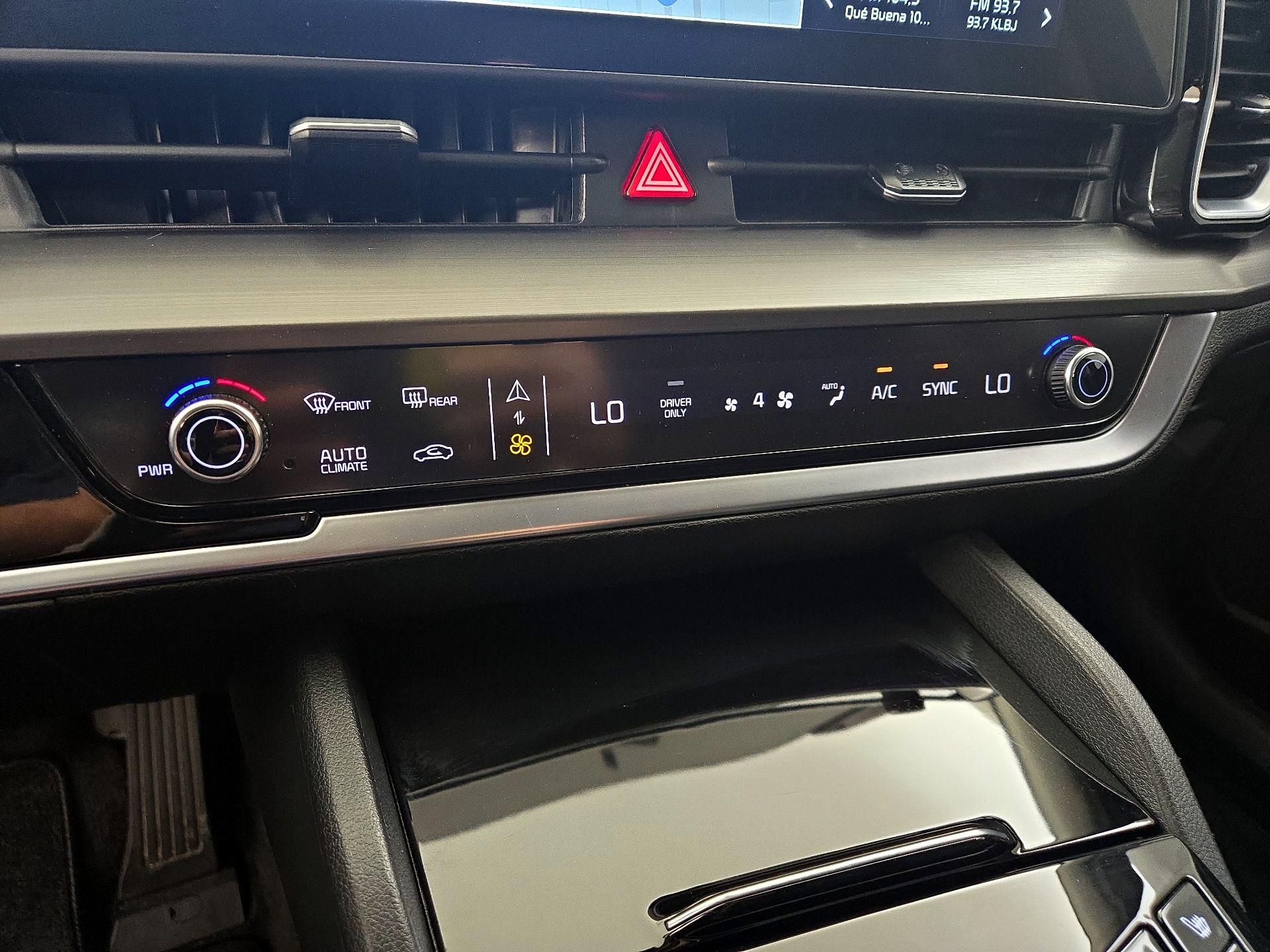 Thumbnail: 2024 Kia Sportage - 17