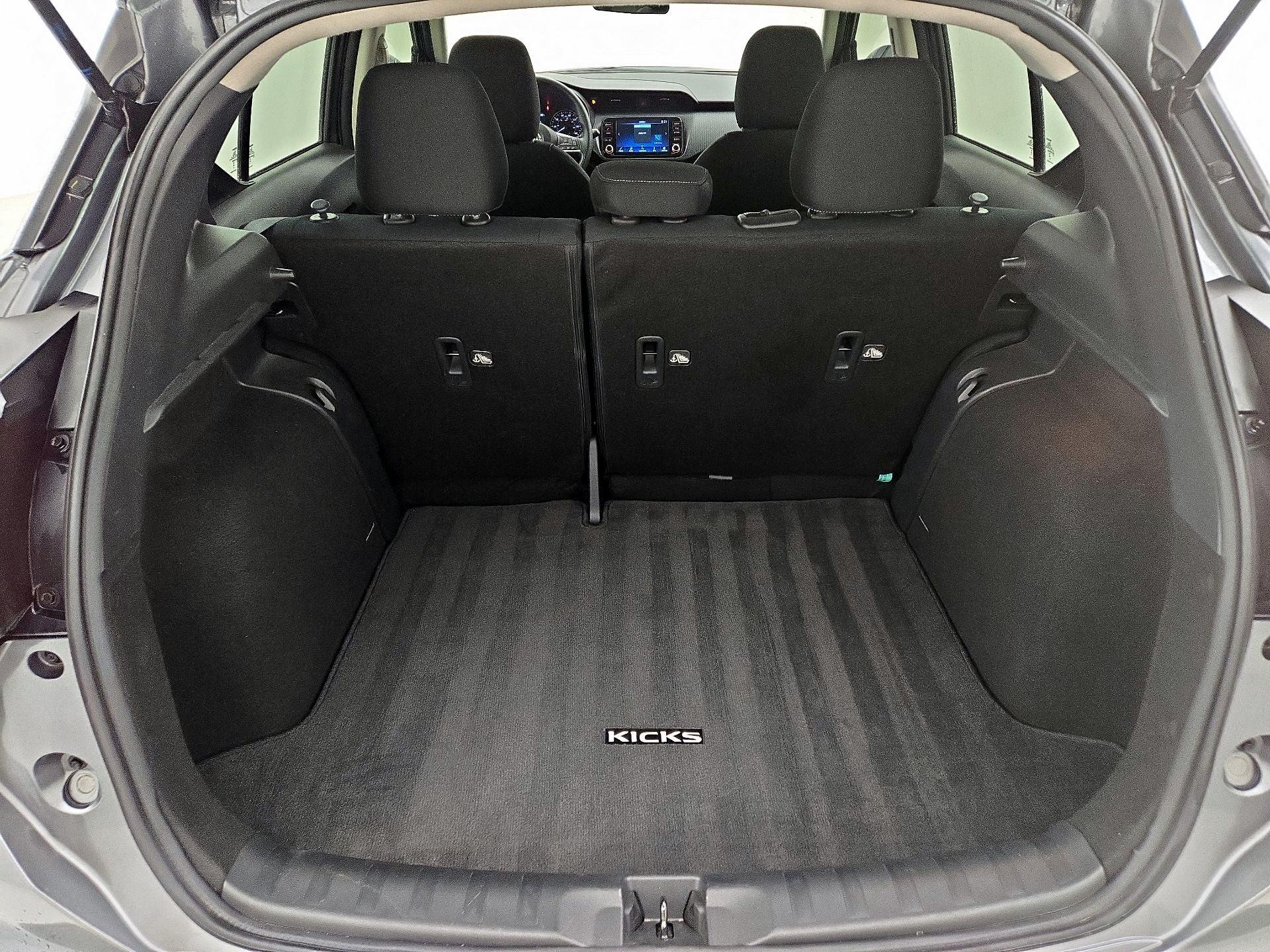 Thumbnail: 2023 Nissan Kicks - 19