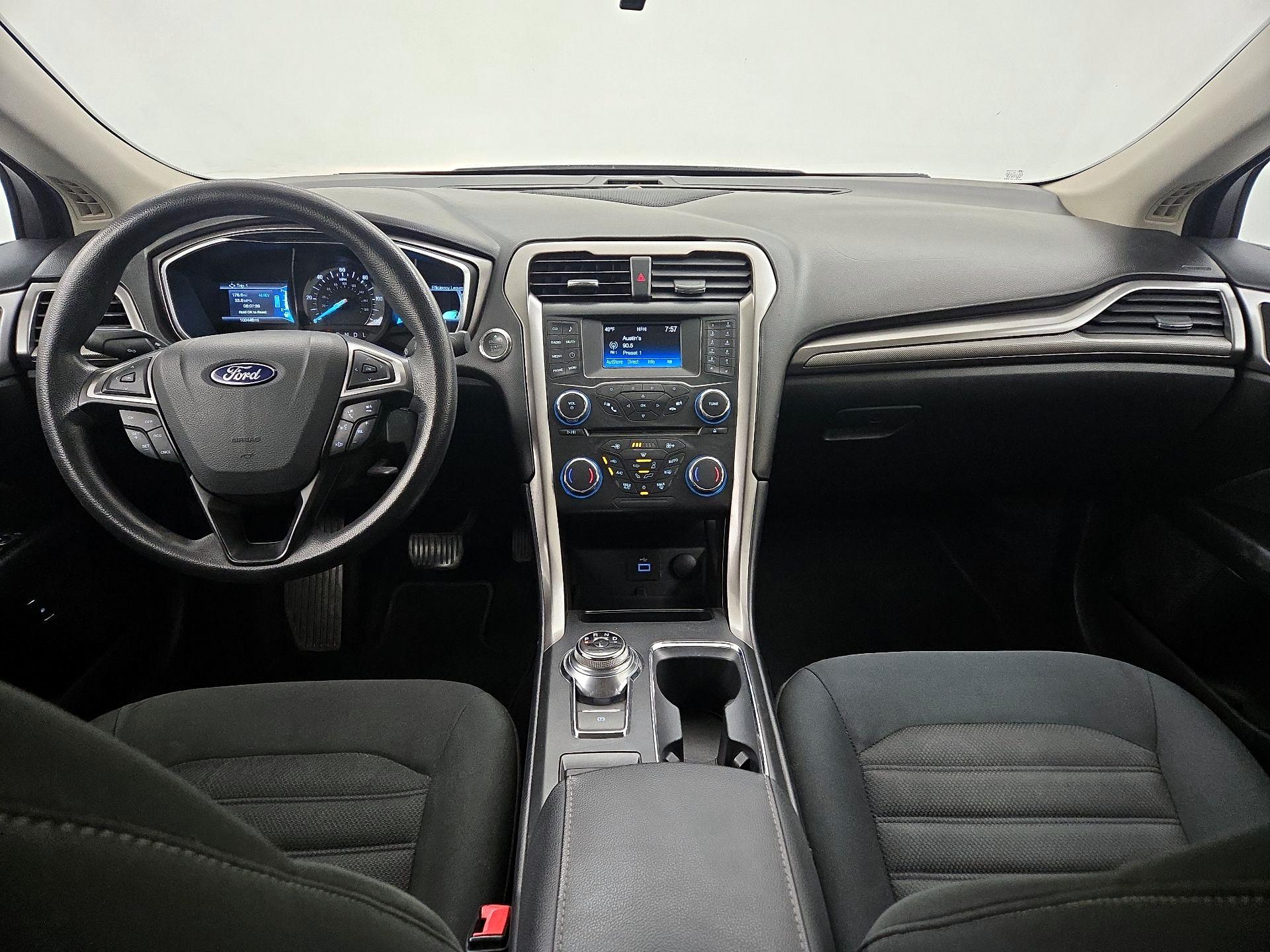 Thumbnail: 2017 Ford Fusion - 9