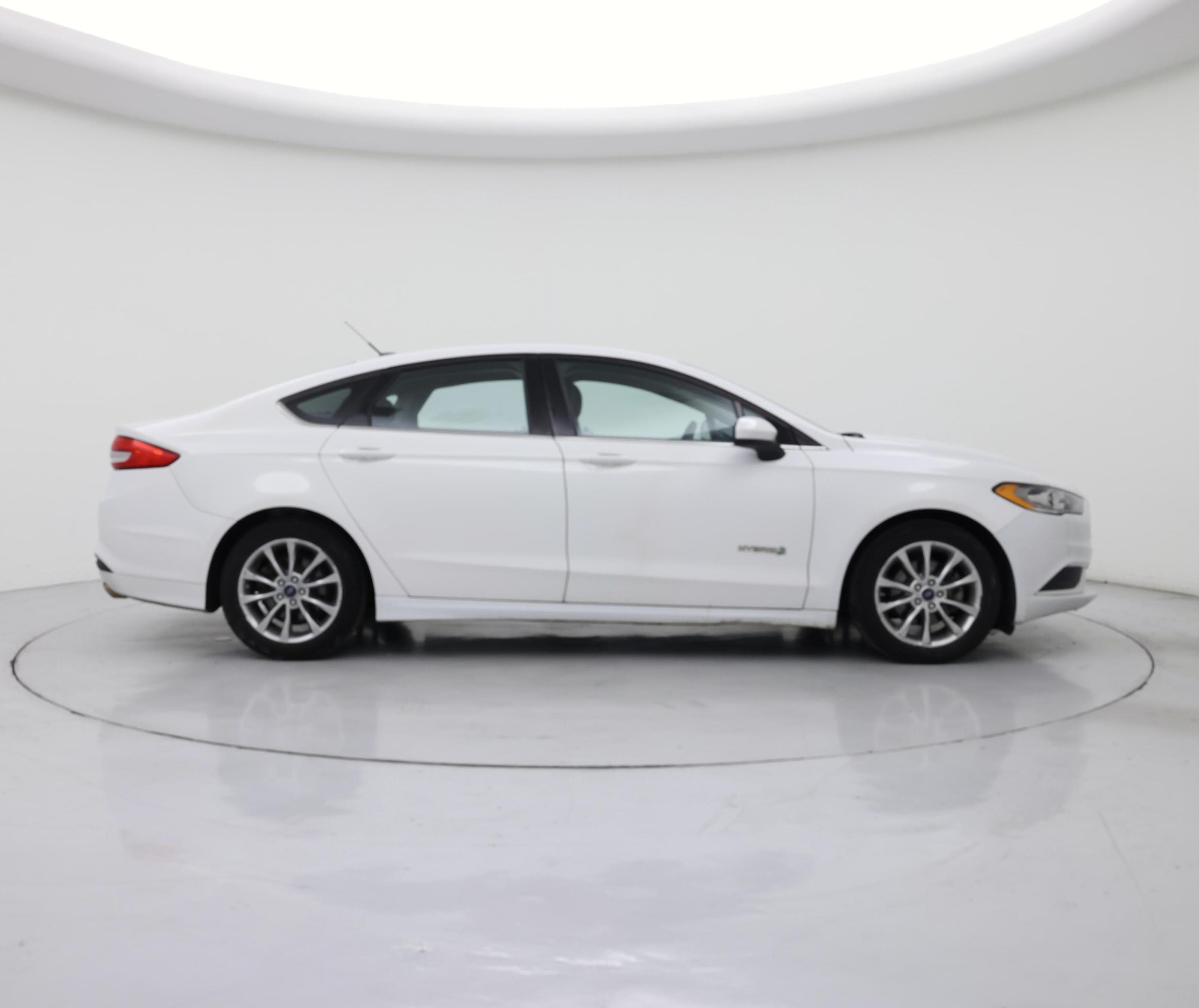 Thumbnail: 2017 Ford Fusion - 7