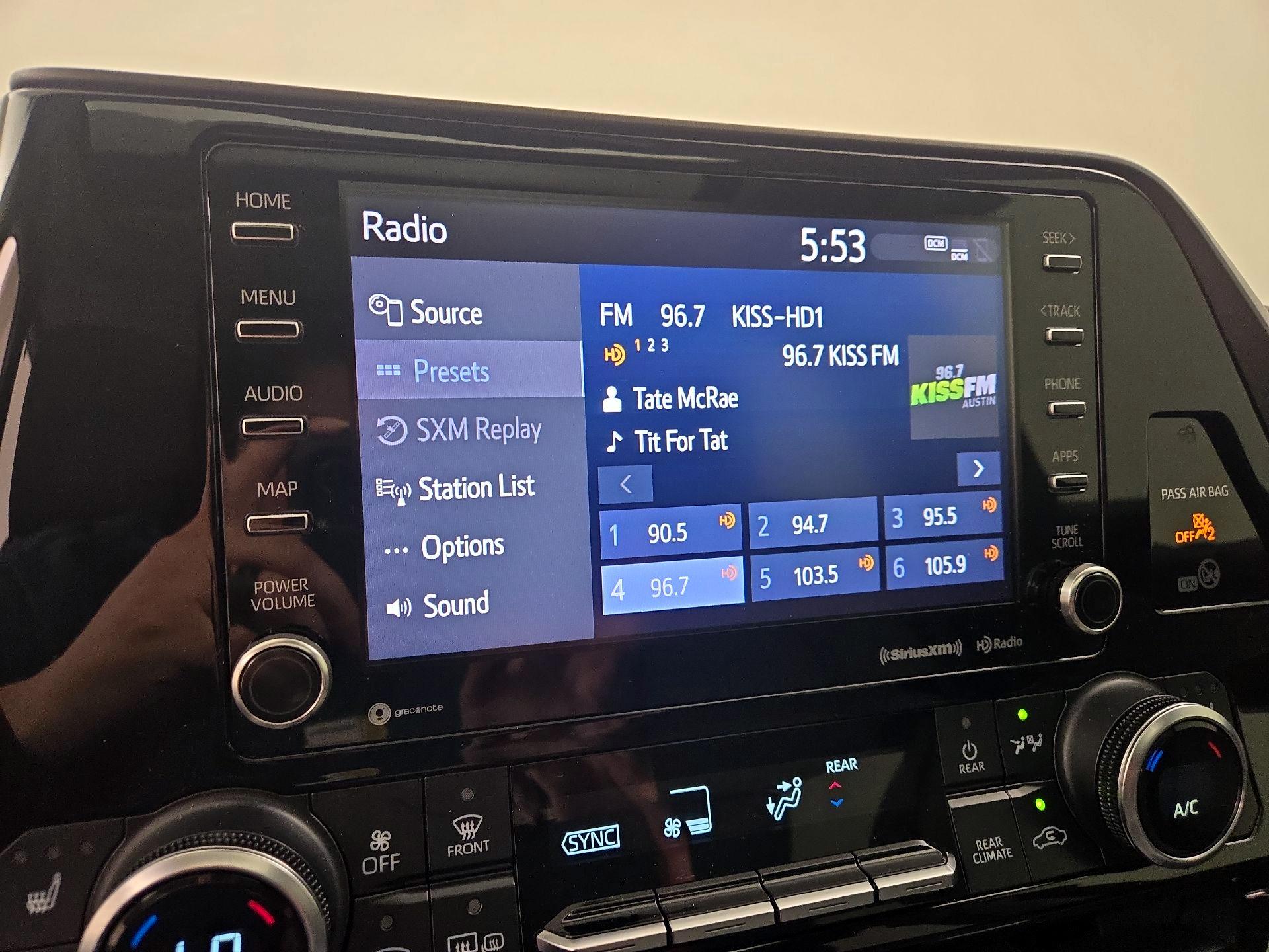 Thumbnail: 2020 Toyota Highlander - 15