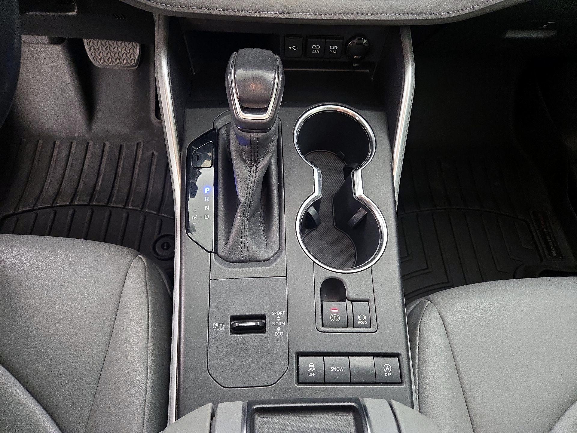 Thumbnail: 2020 Toyota Highlander - 17