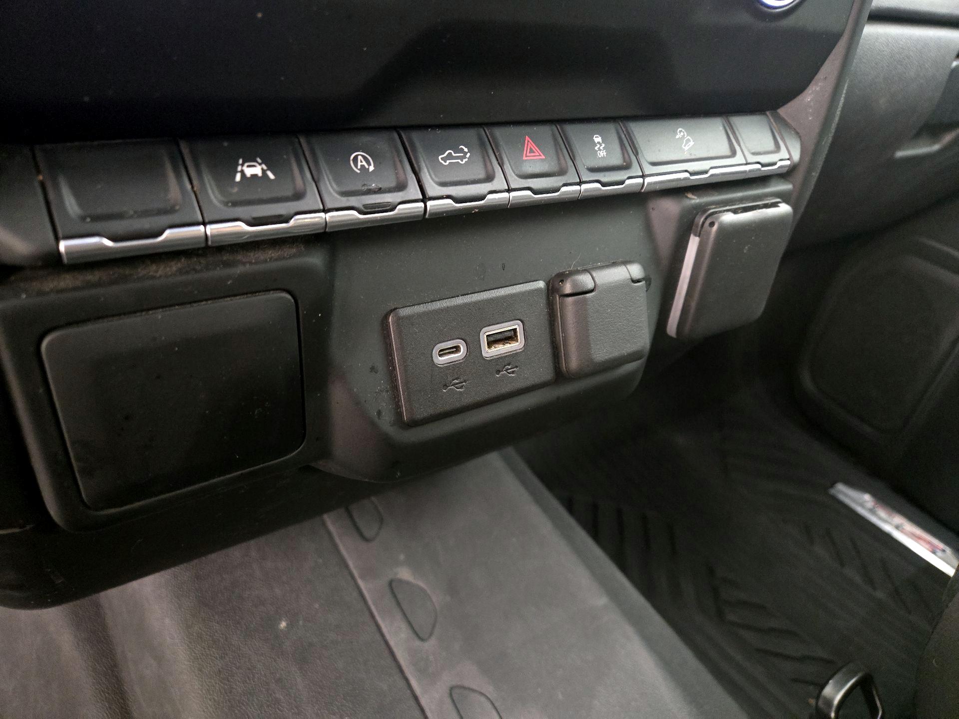 Thumbnail: 2022 Chevrolet Silverado 1500 - 18