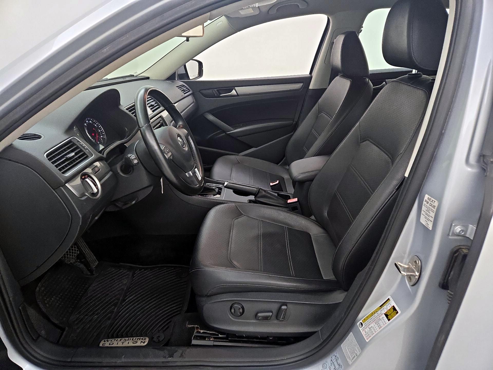 Thumbnail: 2015 Volkswagen Passat - 11