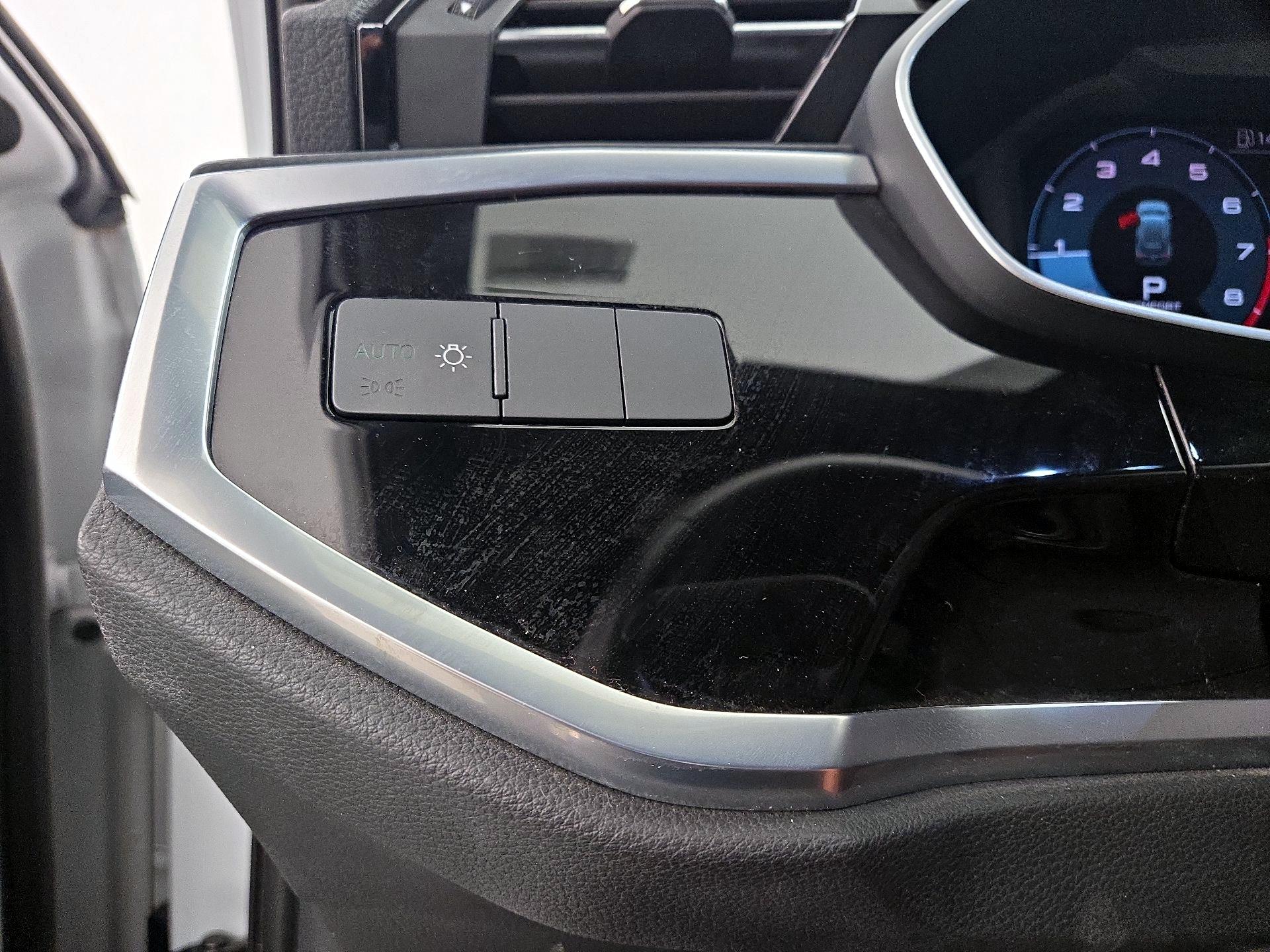 Thumbnail: 2022 Audi Q3 - 13