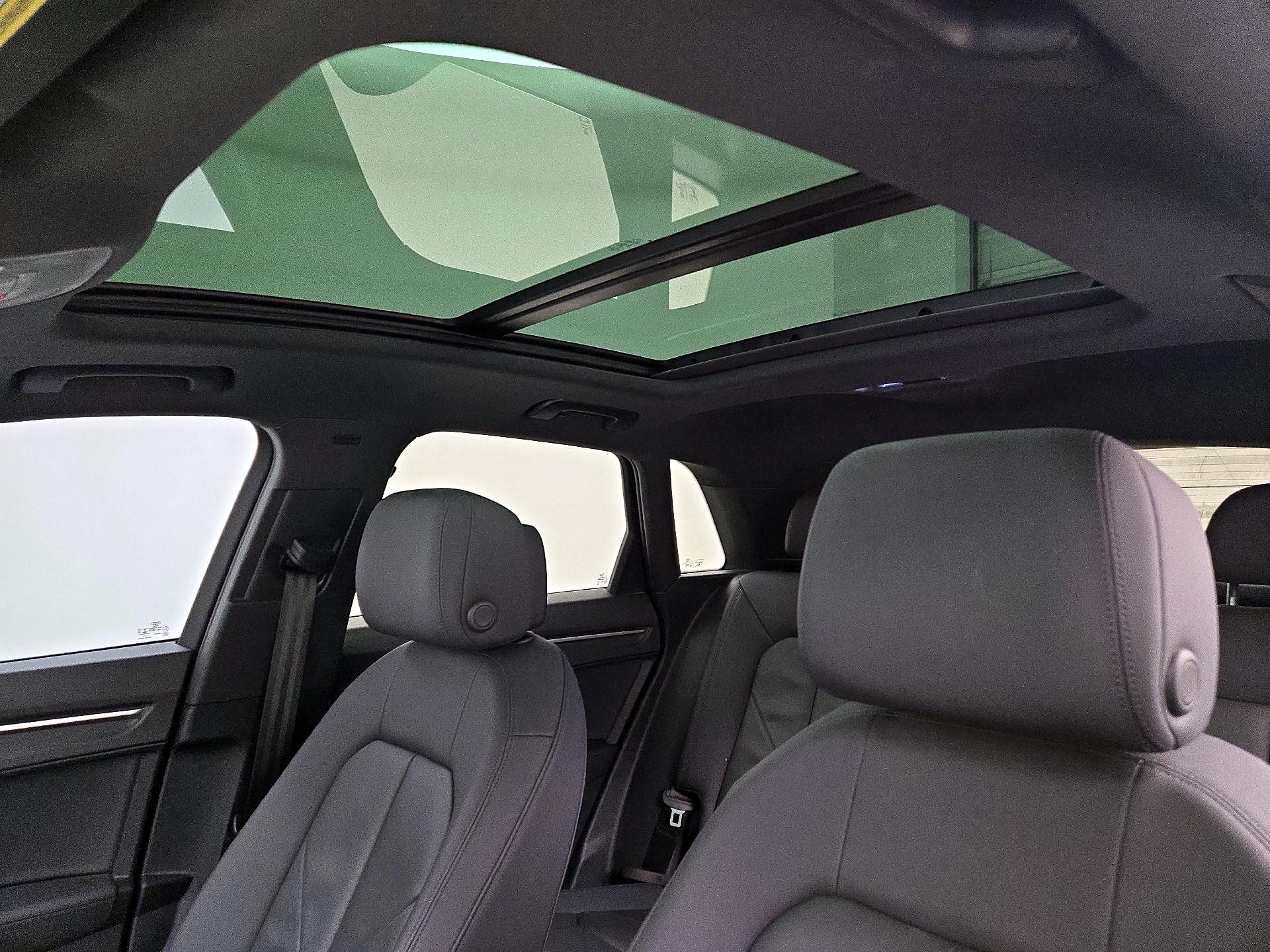 Thumbnail: 2022 Audi Q3 - 19