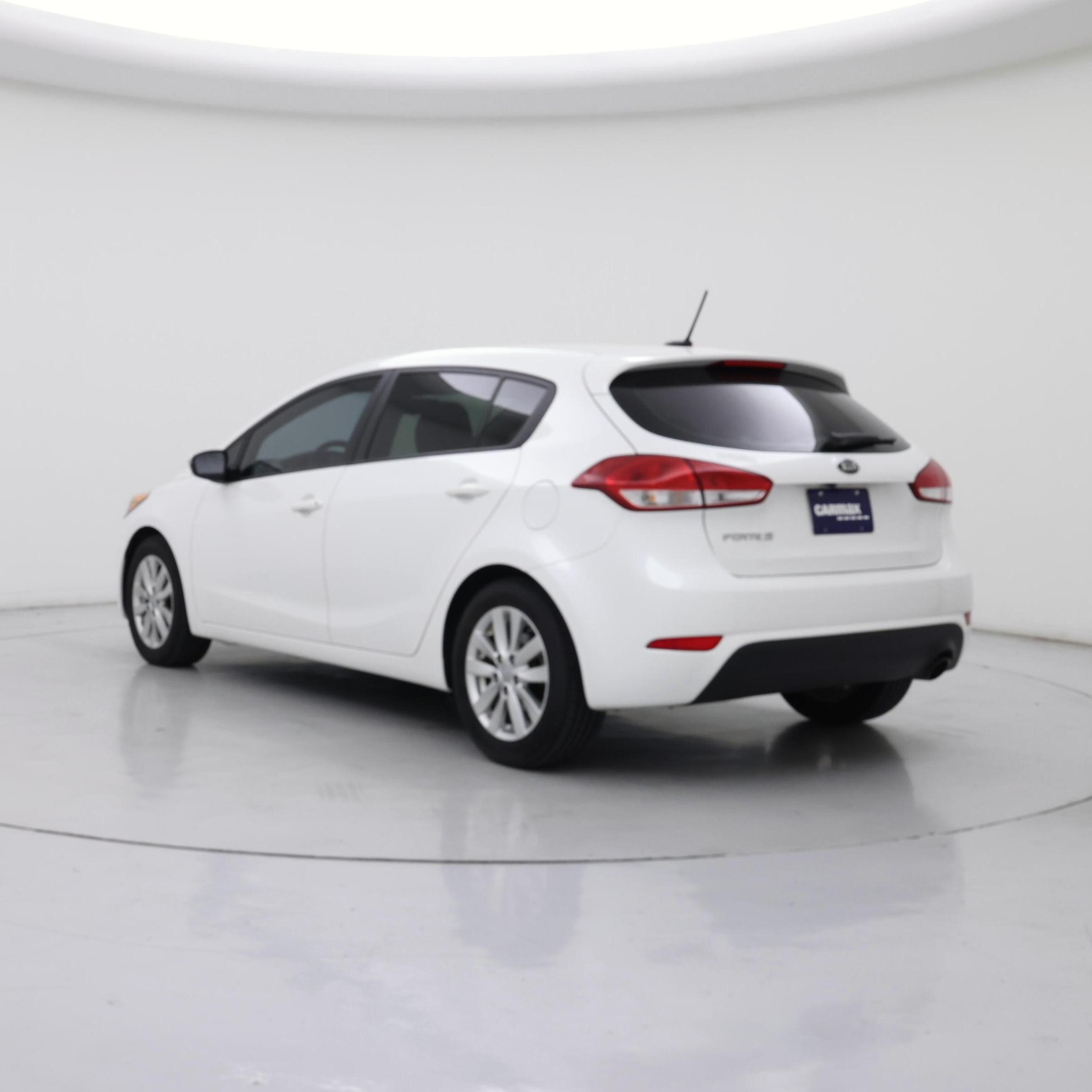 Thumbnail: 2016 Kia Forte - 2