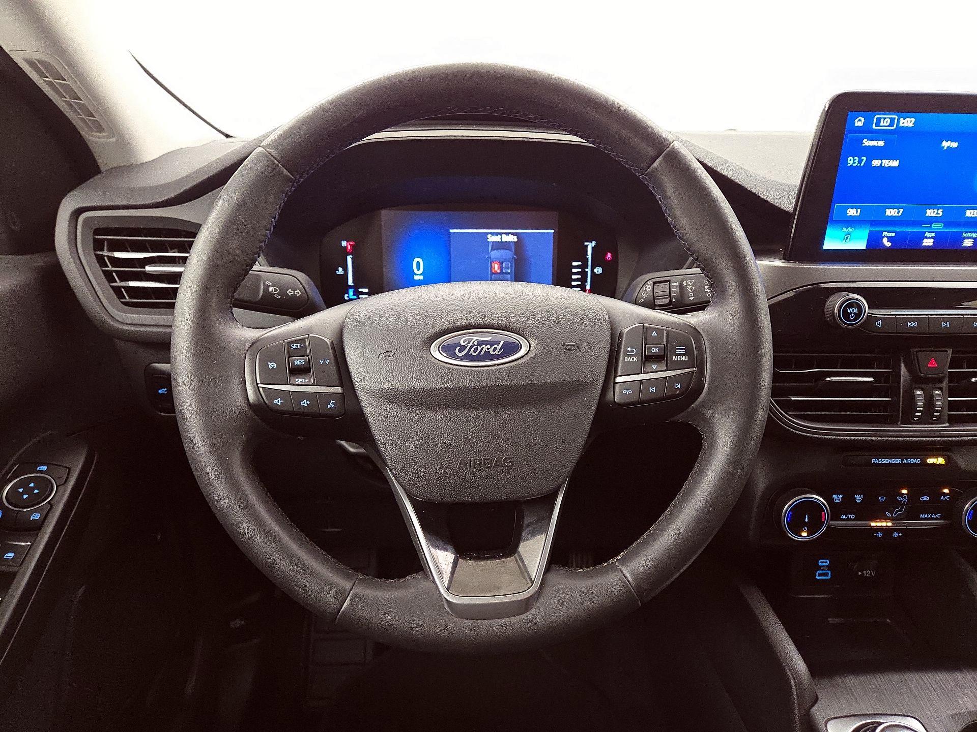 Thumbnail: 2023 Ford Escape - 10