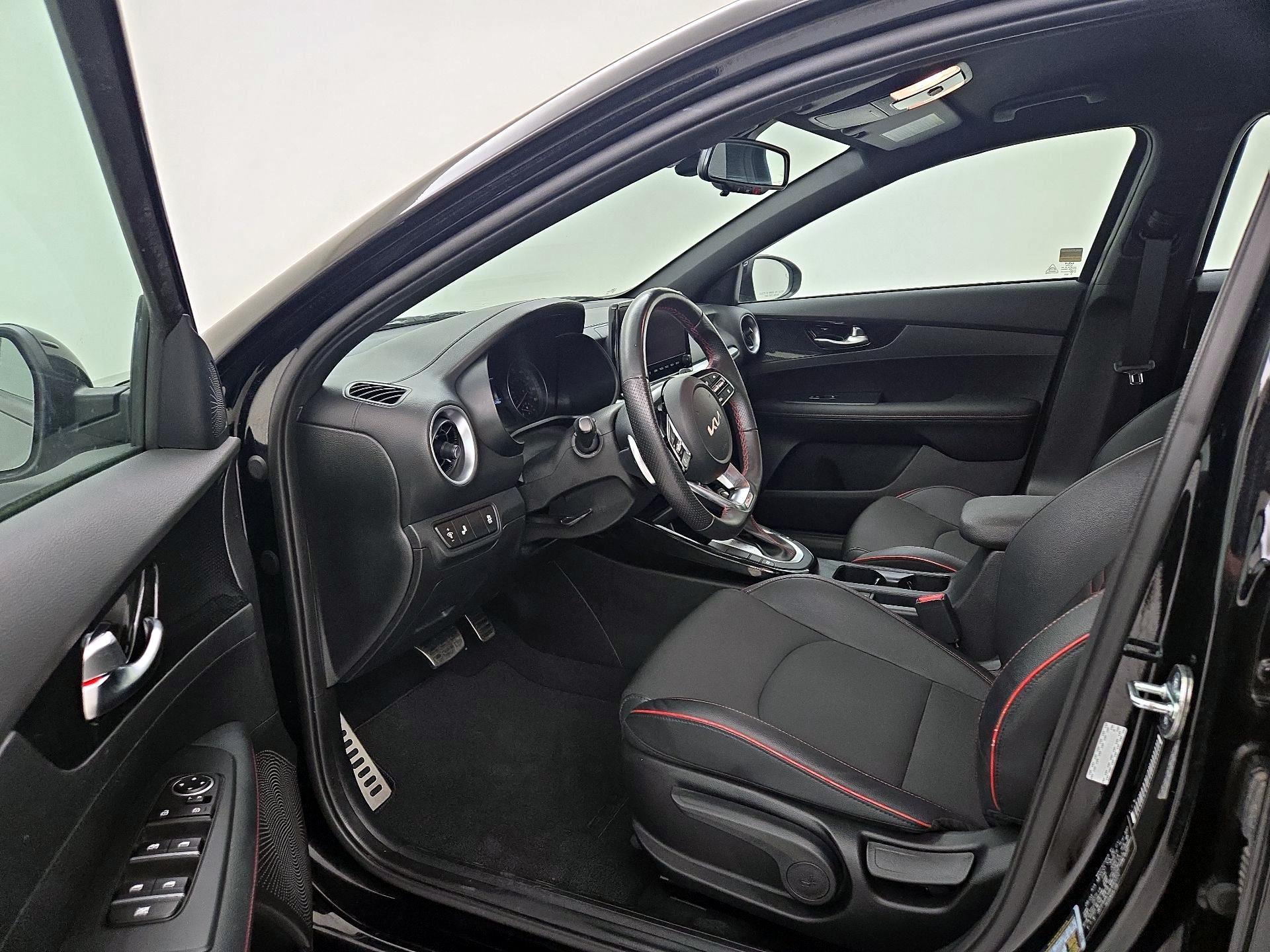 Thumbnail: 2024 Kia Forte - 11