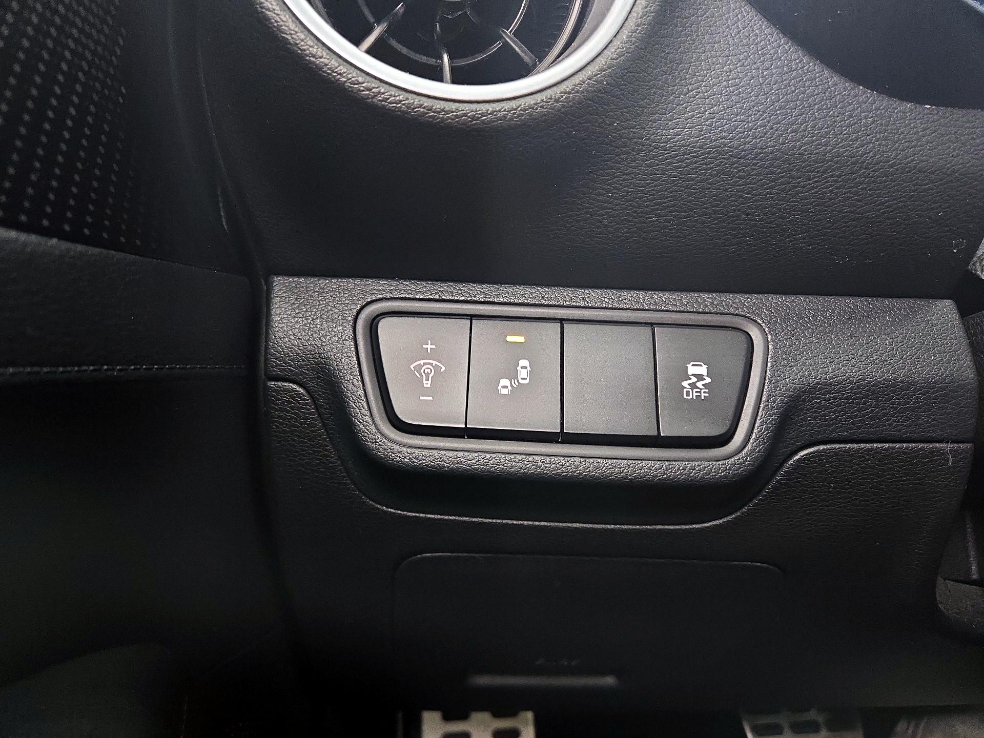 Thumbnail: 2024 Kia Forte - 13