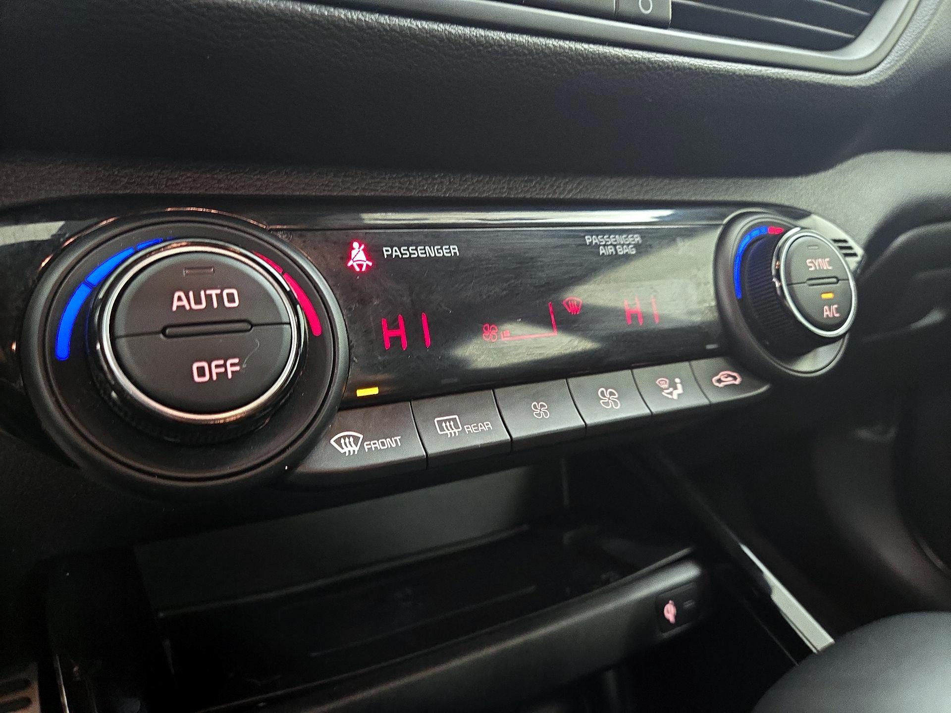 Thumbnail: 2024 Kia Forte - 17