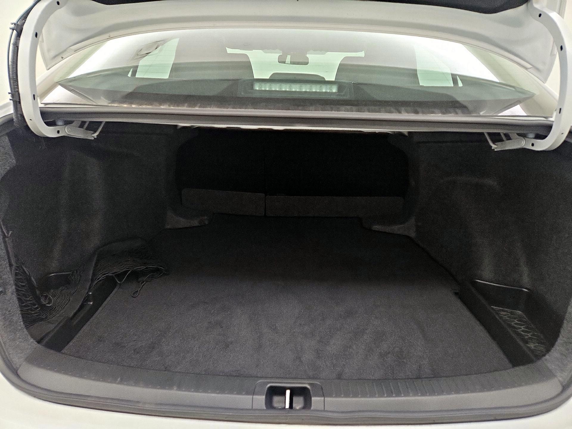 Thumbnail: 2025 Toyota Corolla - 20