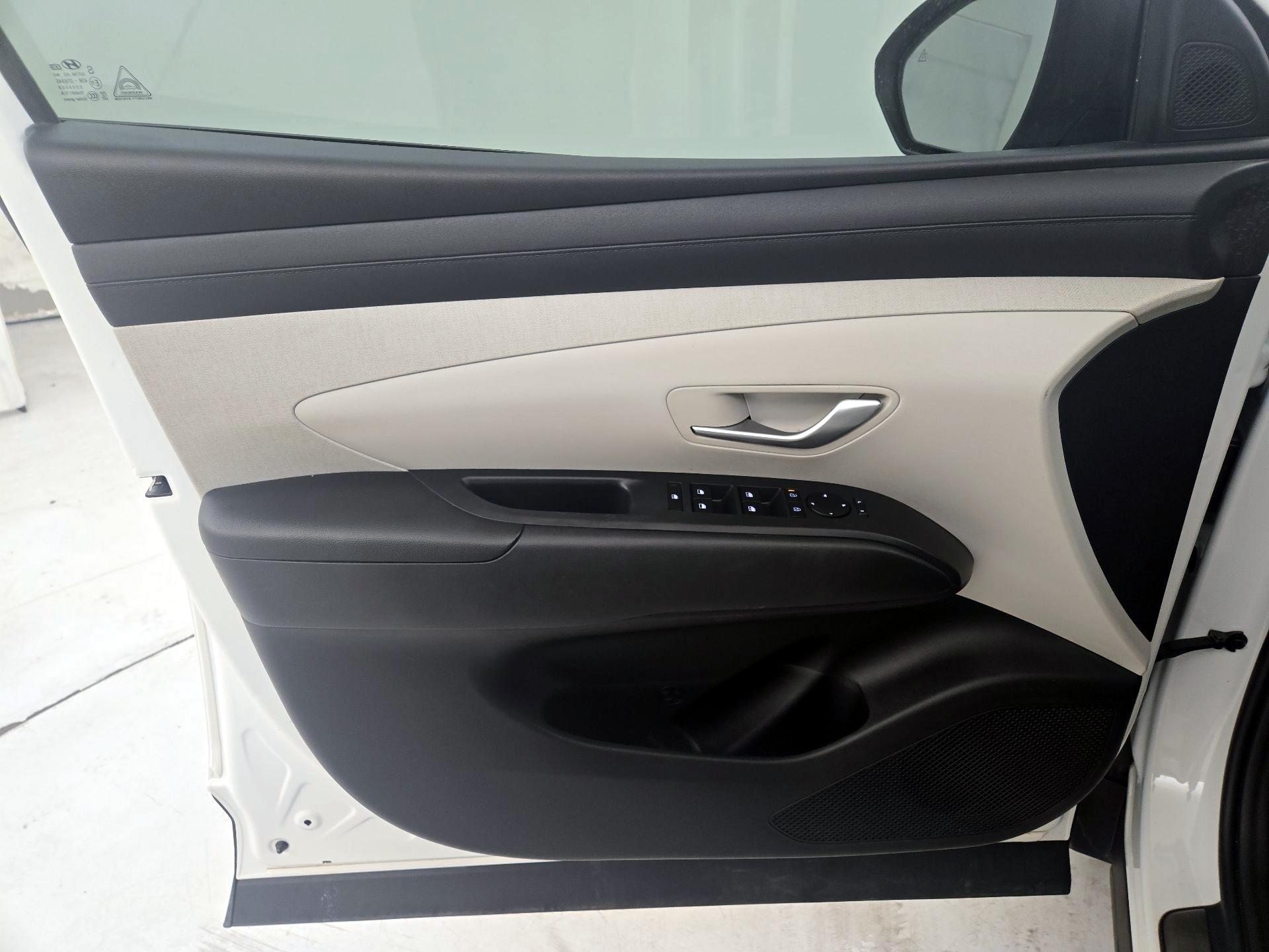 Thumbnail: 2025 Hyundai Tucson - 12