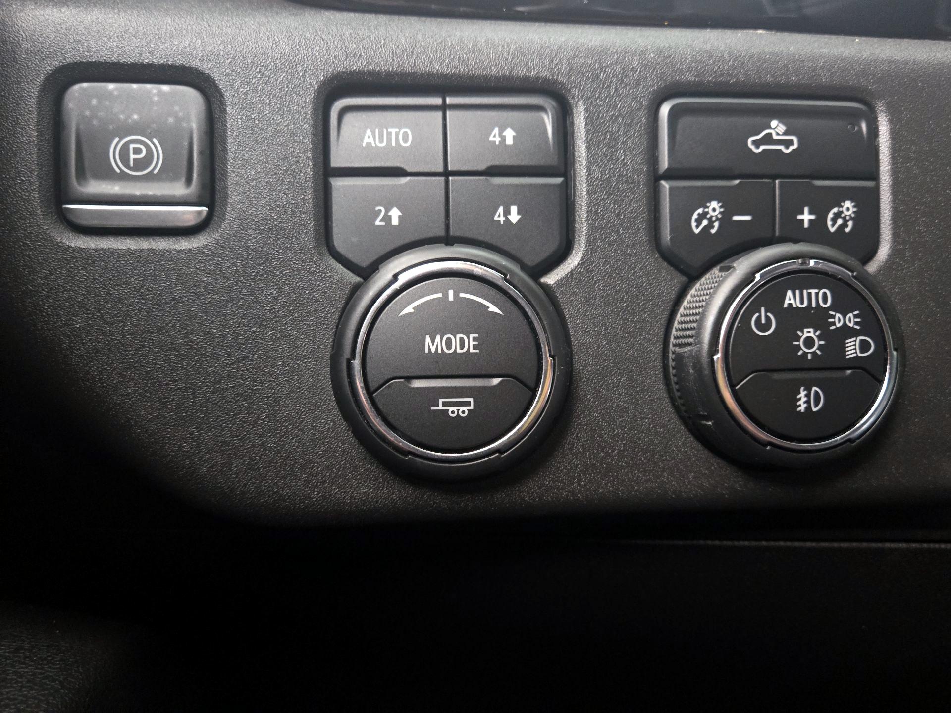 Thumbnail: 2023 Chevrolet Silverado 1500 - 13