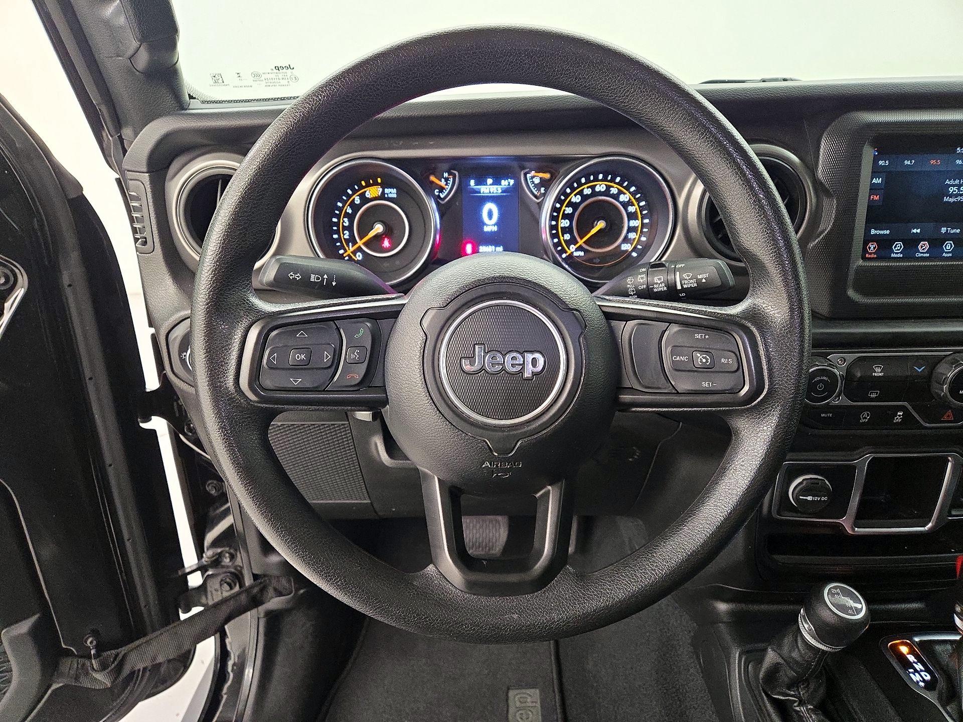 Thumbnail: 2023 Jeep Wrangler - 10