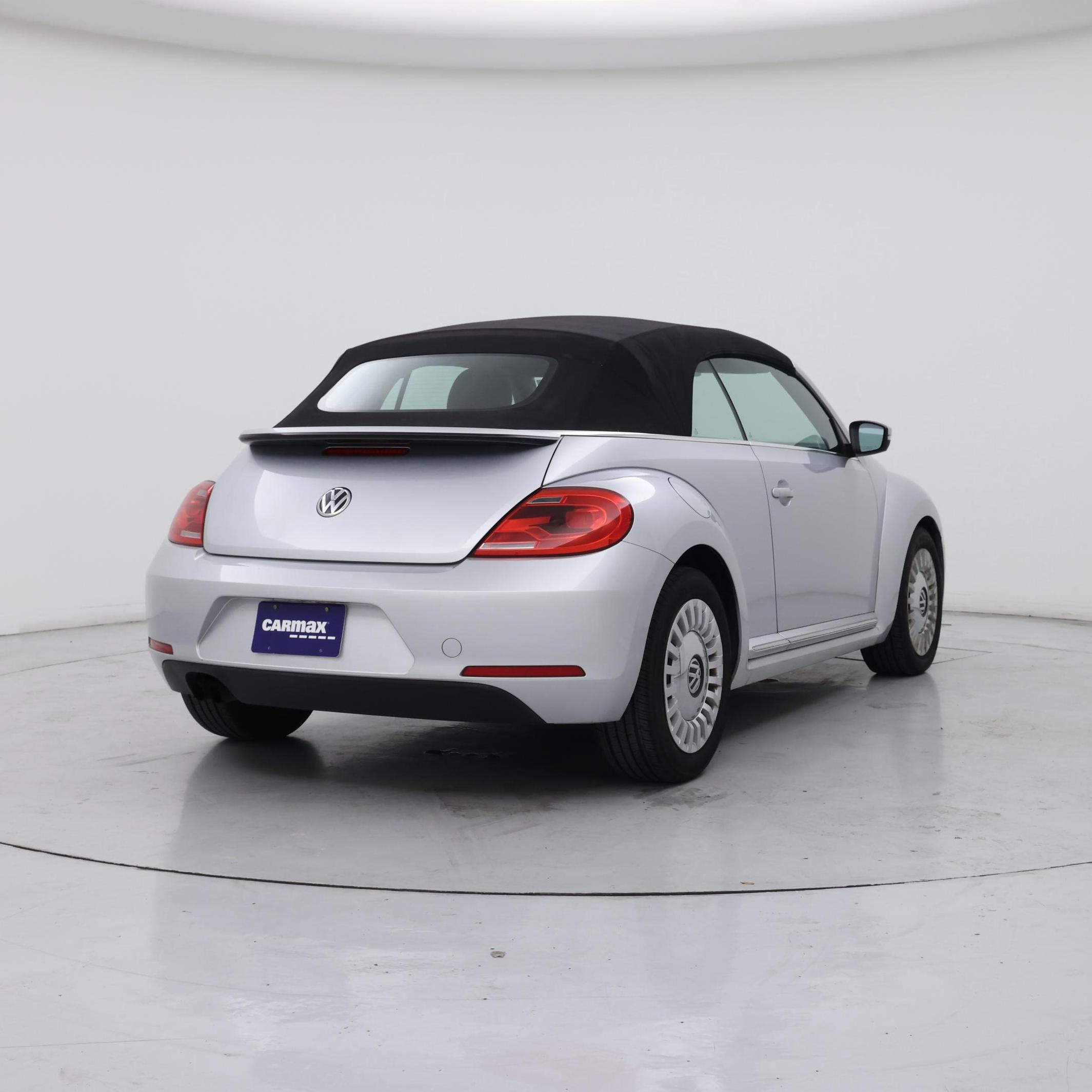 Thumbnail: 2014 Volkswagen Beetle - 8