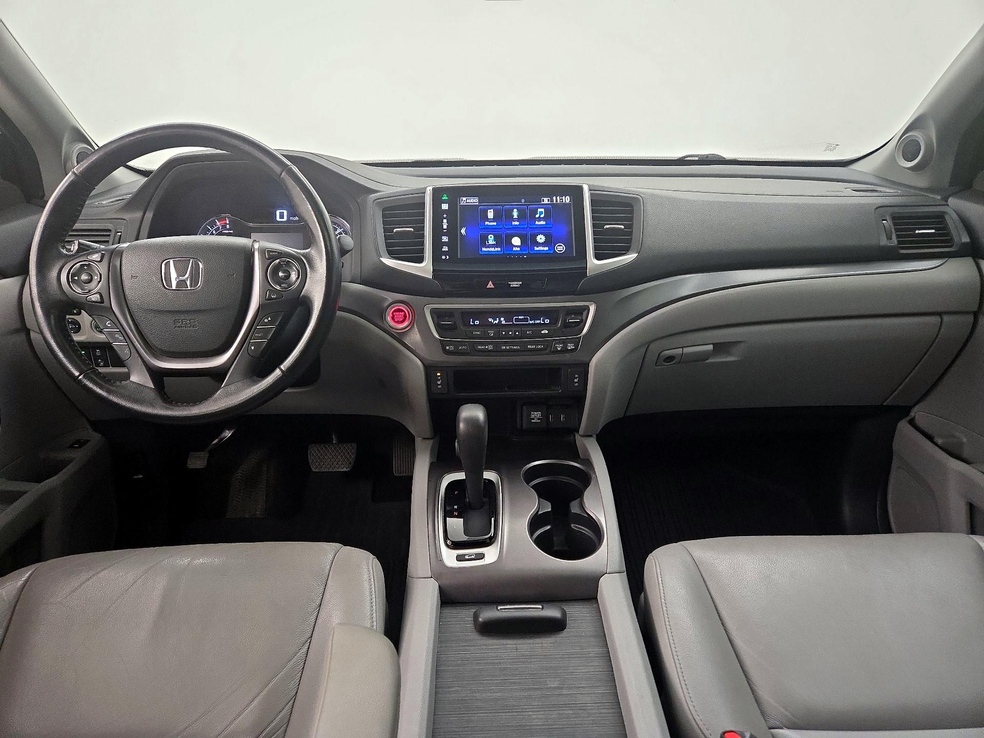 Thumbnail: 2016 Honda Pilot - 9