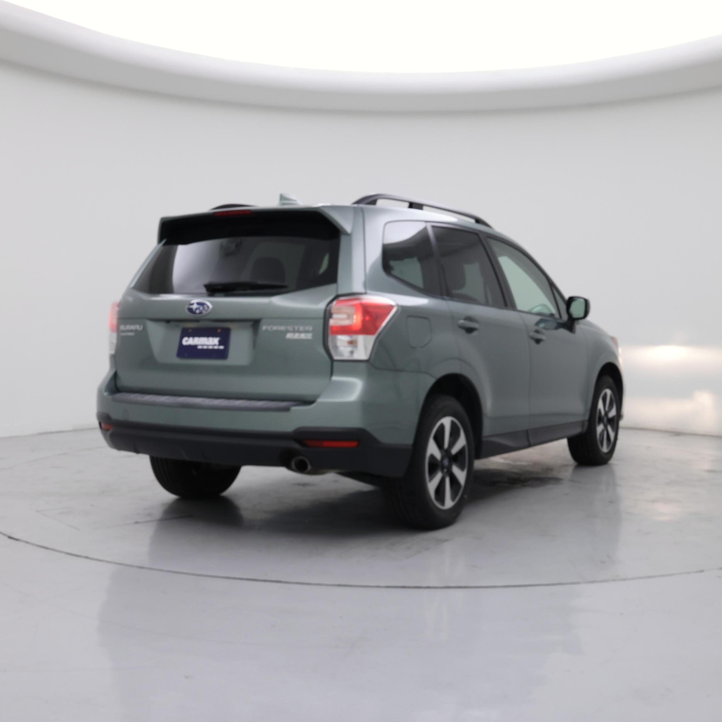 Thumbnail: 2017 Subaru Forester - 8