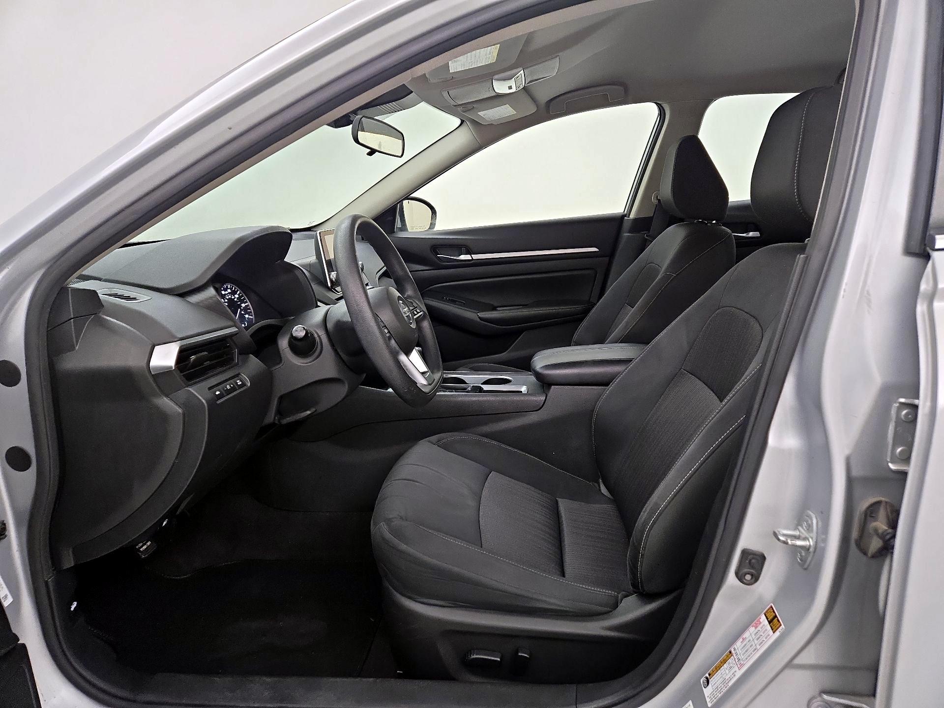 Thumbnail: 2022 Nissan Altima - 11