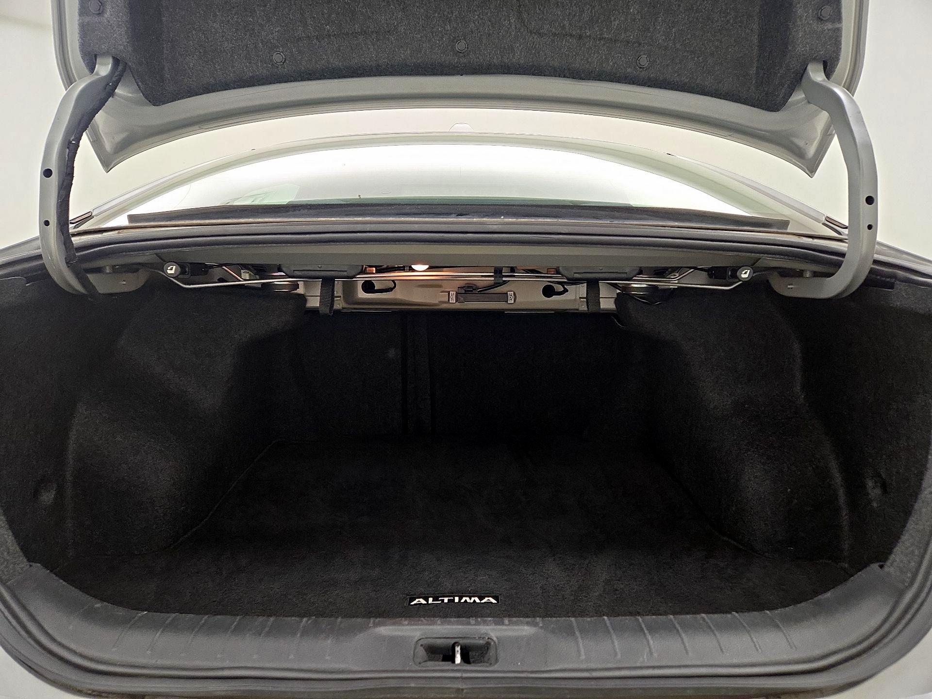 Thumbnail: 2022 Nissan Altima - 20