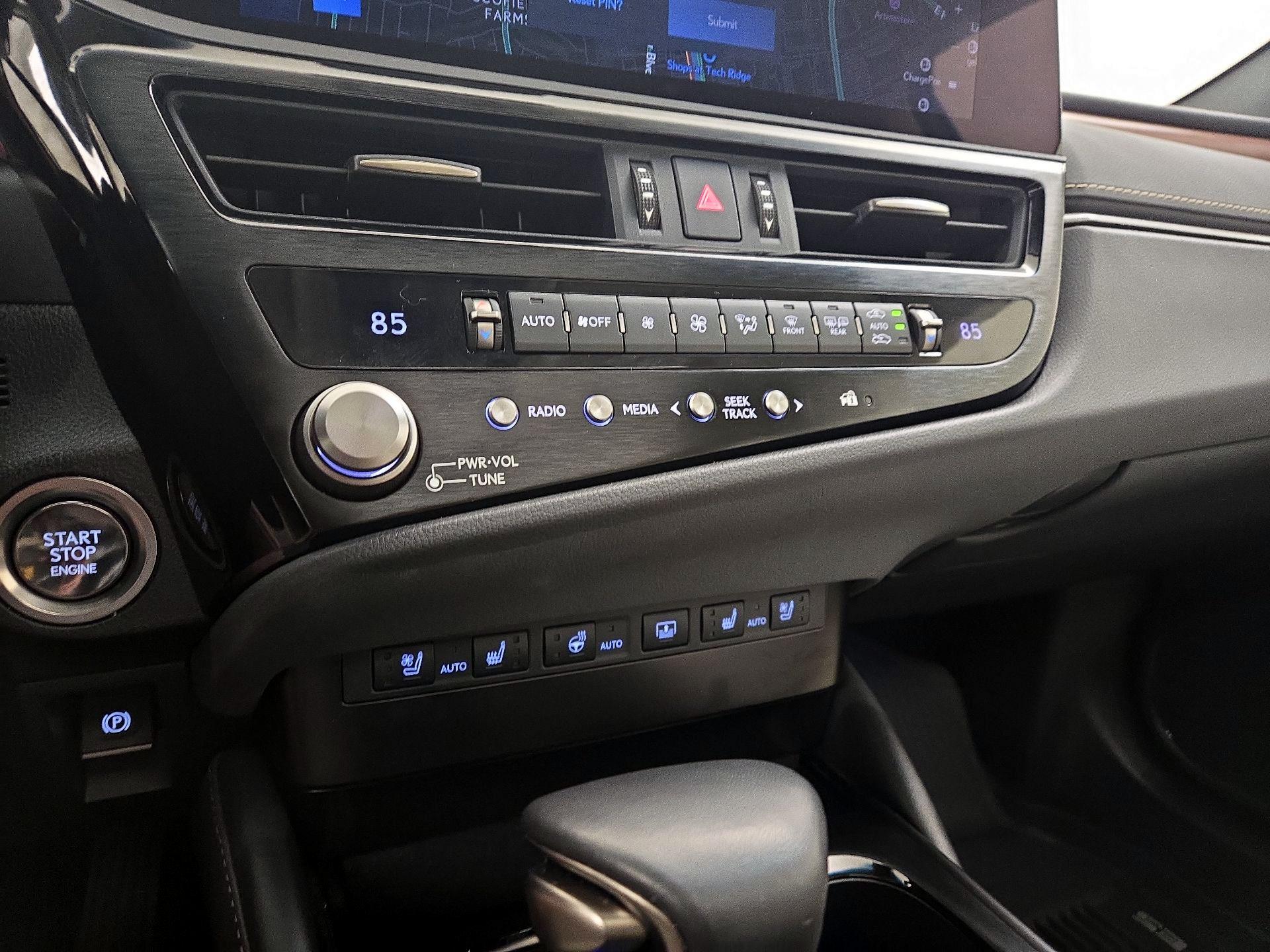 Thumbnail: 2025 Lexus ES - 17