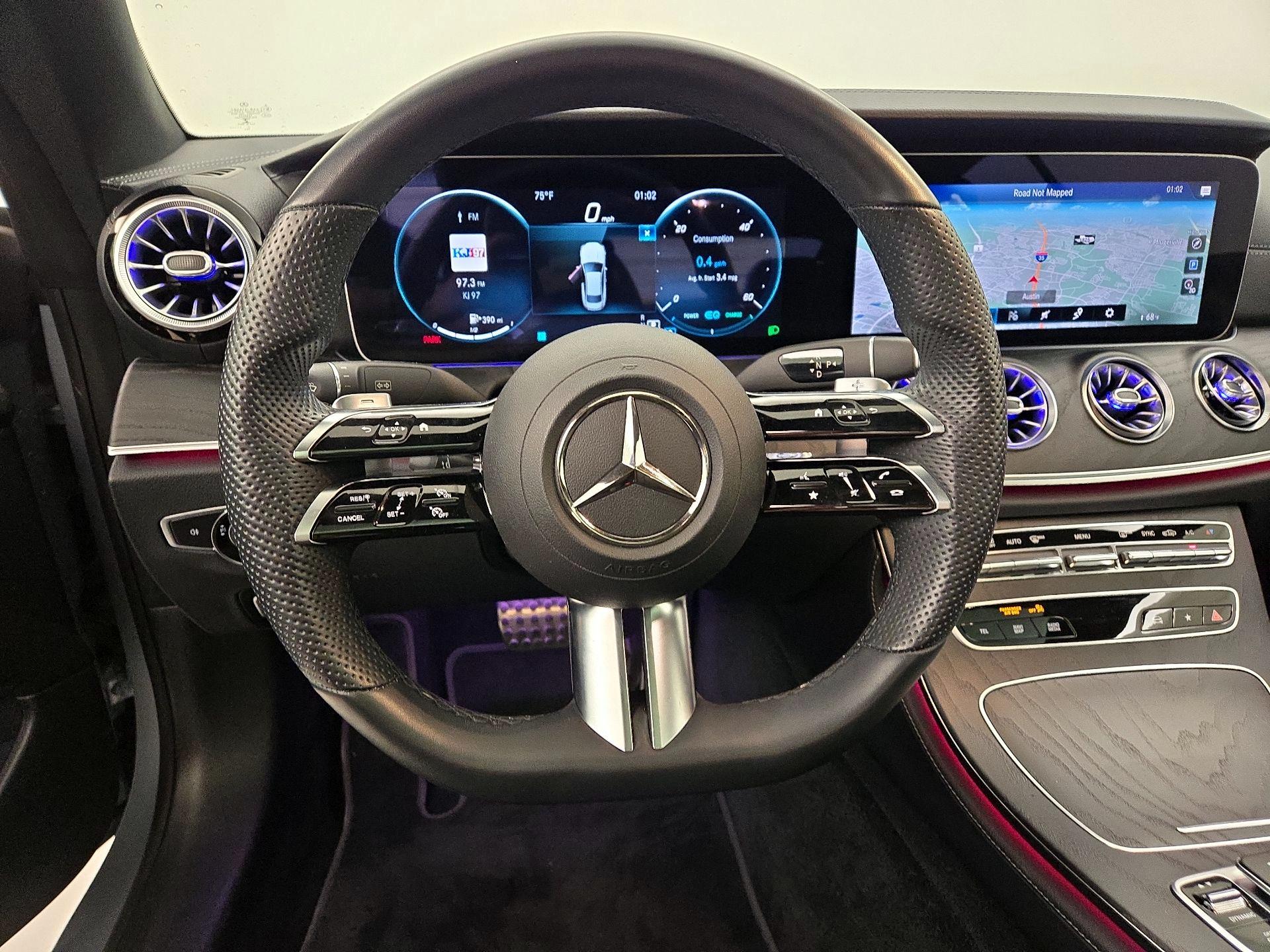 Thumbnail: 2022 Mercedes-Benz E-Class - 10