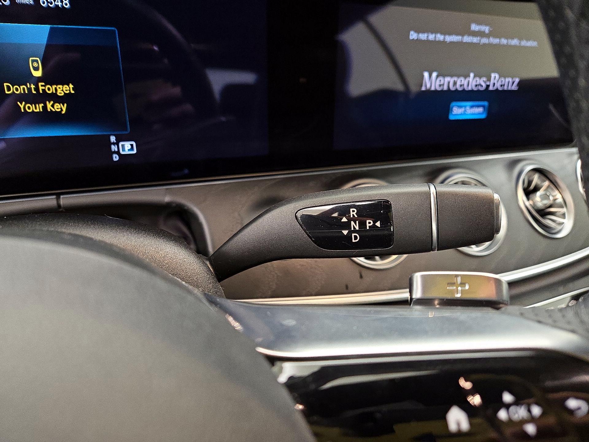 Thumbnail: 2022 Mercedes-Benz E-Class - 18