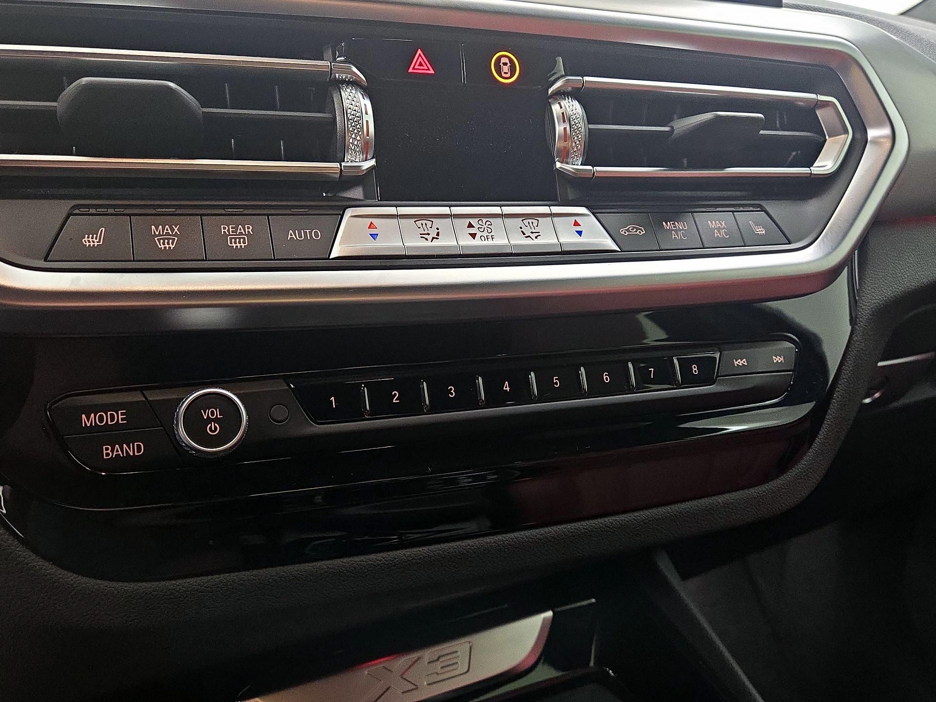 Thumbnail: 2023 BMW X3 - 17