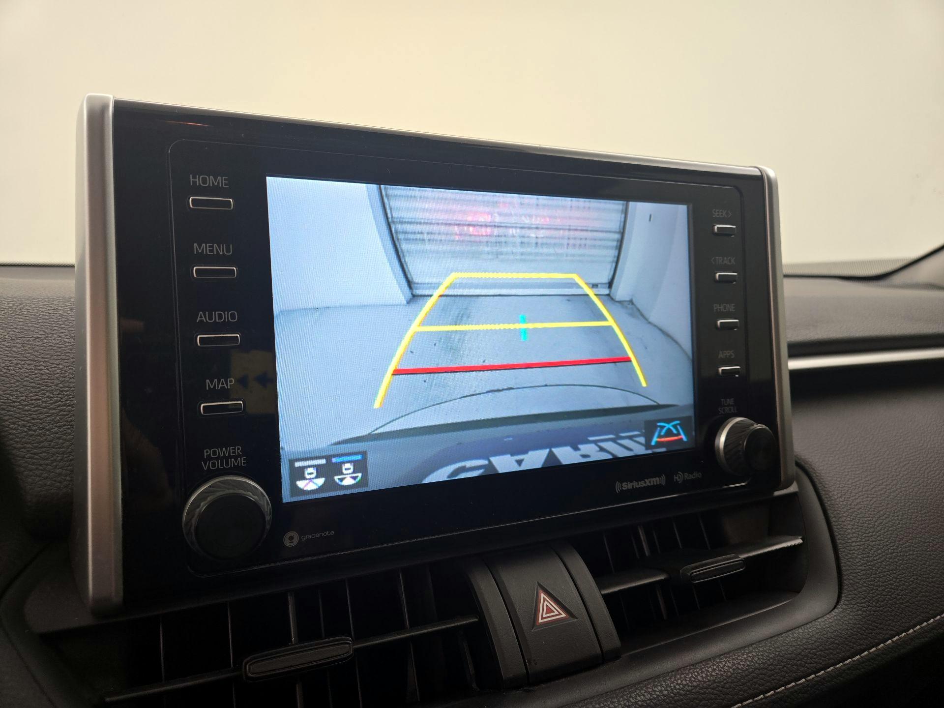 Thumbnail: 2020 Toyota RAV4 - 14