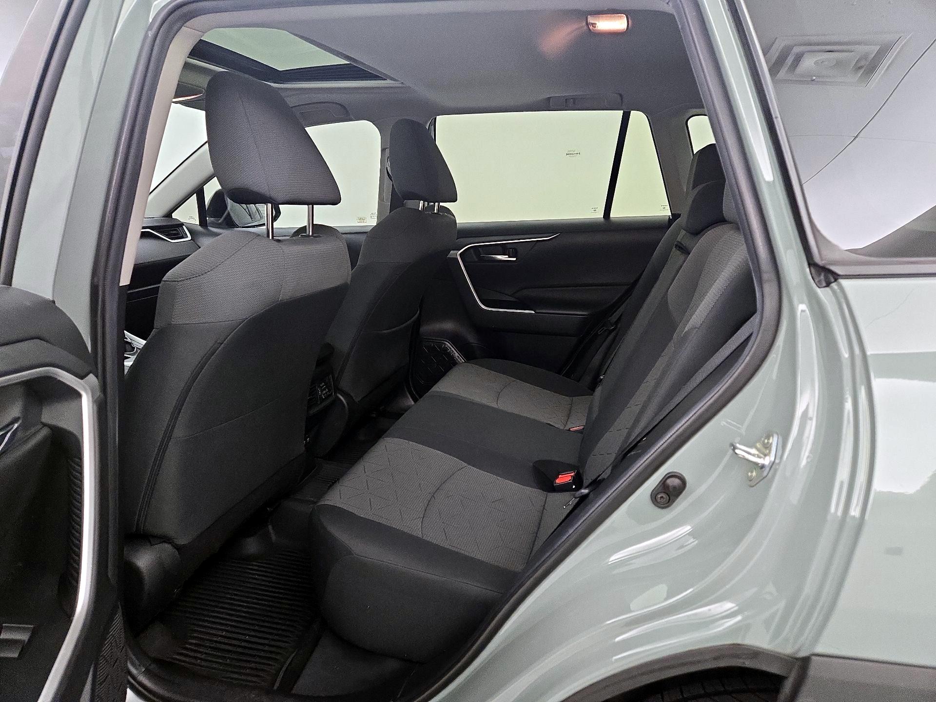 Thumbnail: 2020 Toyota RAV4 - 20