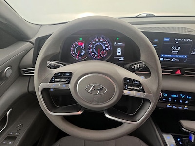 Steering Wheel & Instrument Cluster (On)
